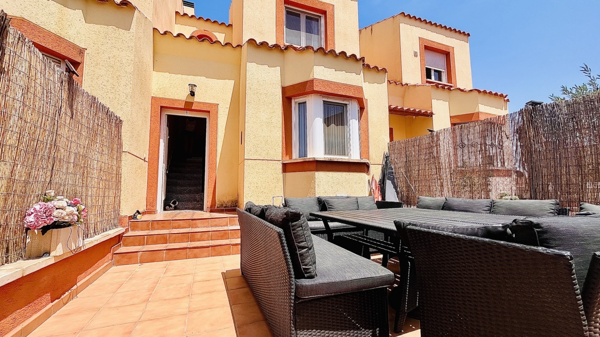 Herverkoop - Stadswoning -
Cabo Roig