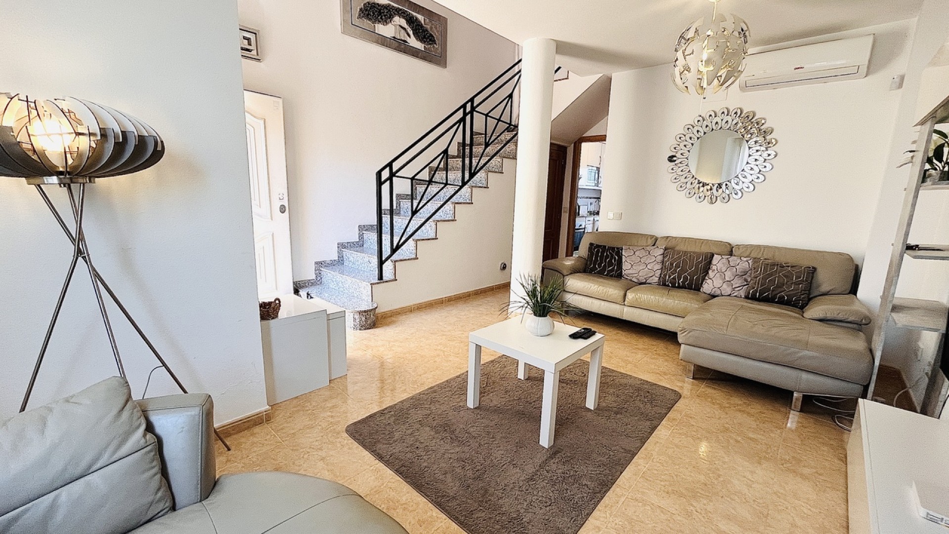 Herverkoop - Stadswoning -
Cabo Roig