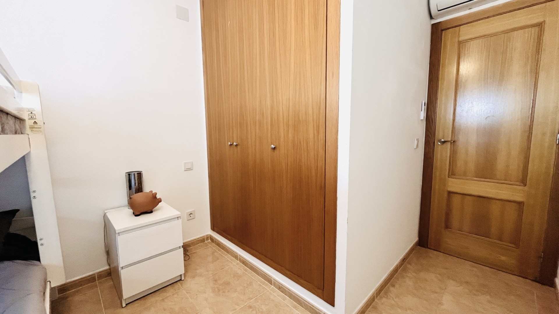 Herverkoop - Stadswoning -
Cabo Roig