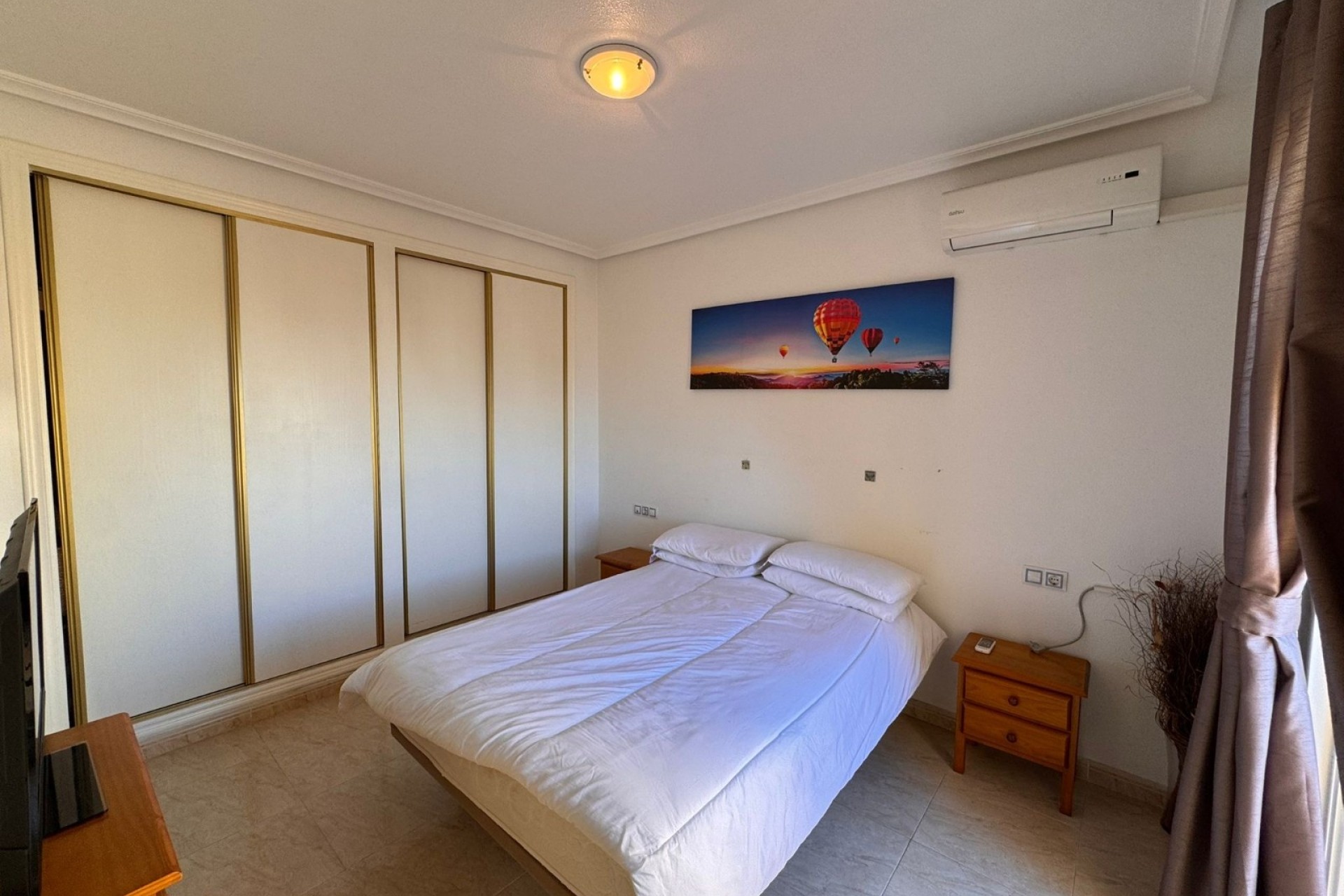 Herverkoop - Stadswoning -
Campoamor - Costa Blanca