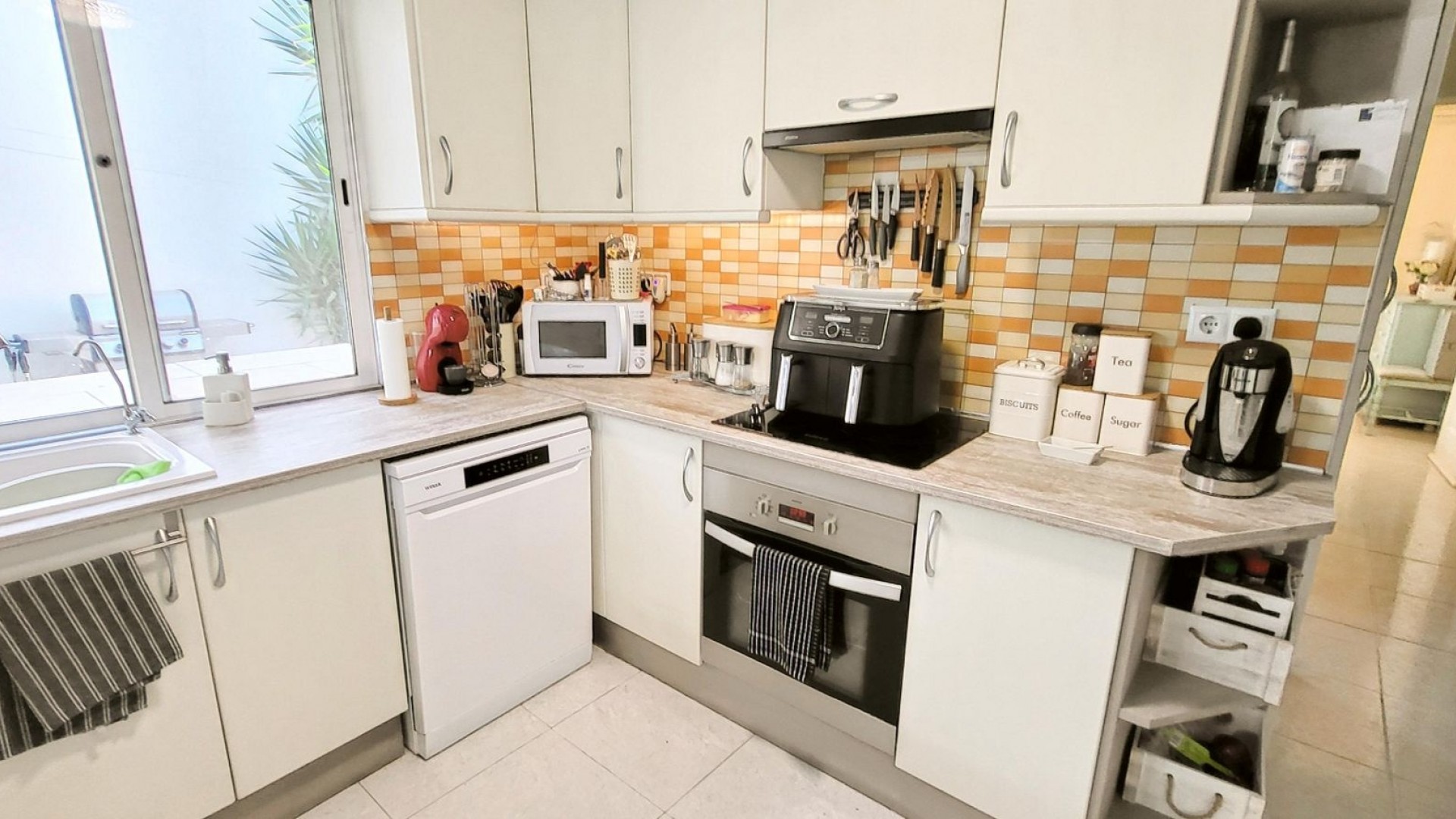 Herverkoop - Stadswoning -
Casas del Señor