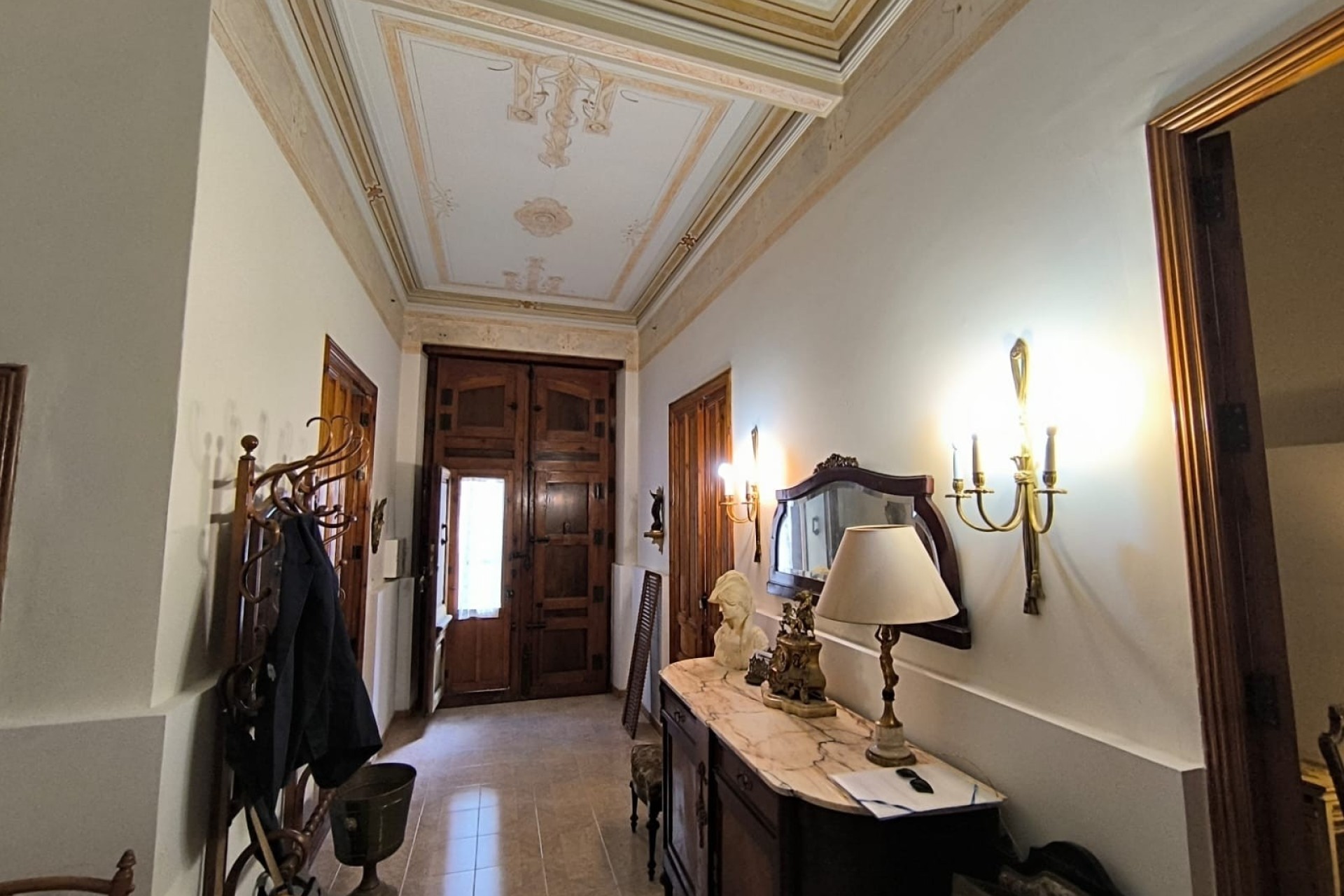 Herverkoop - Stadswoning -
Caudete - Inland