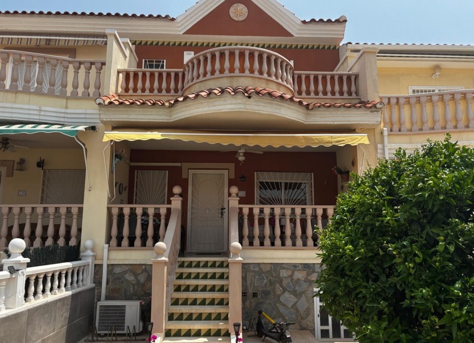 Herverkoop - Stadswoning -
Ciudad Quesada - Rojales - Dona Pepa