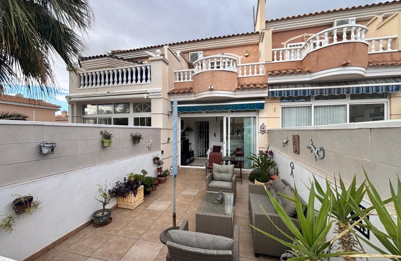 Herverkoop - Stadswoning -
Ciudad Quesada - Rojales - Dona Pepa