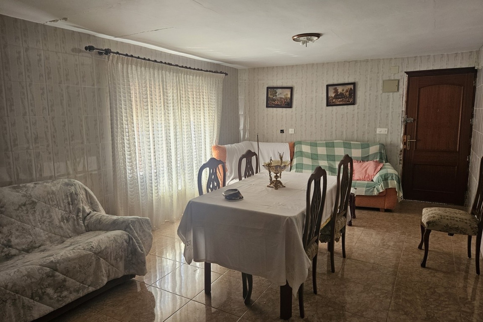 Herverkoop - Stadswoning -
Crevillente