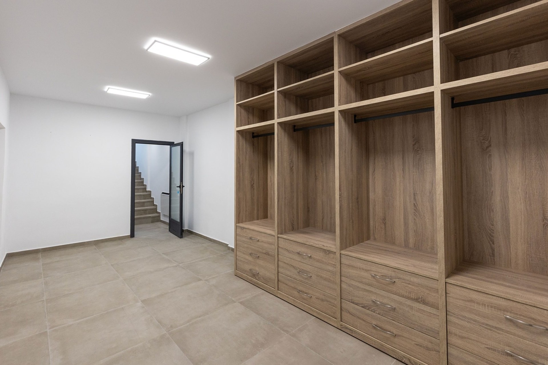 Herverkoop - Stadswoning -
Dolores