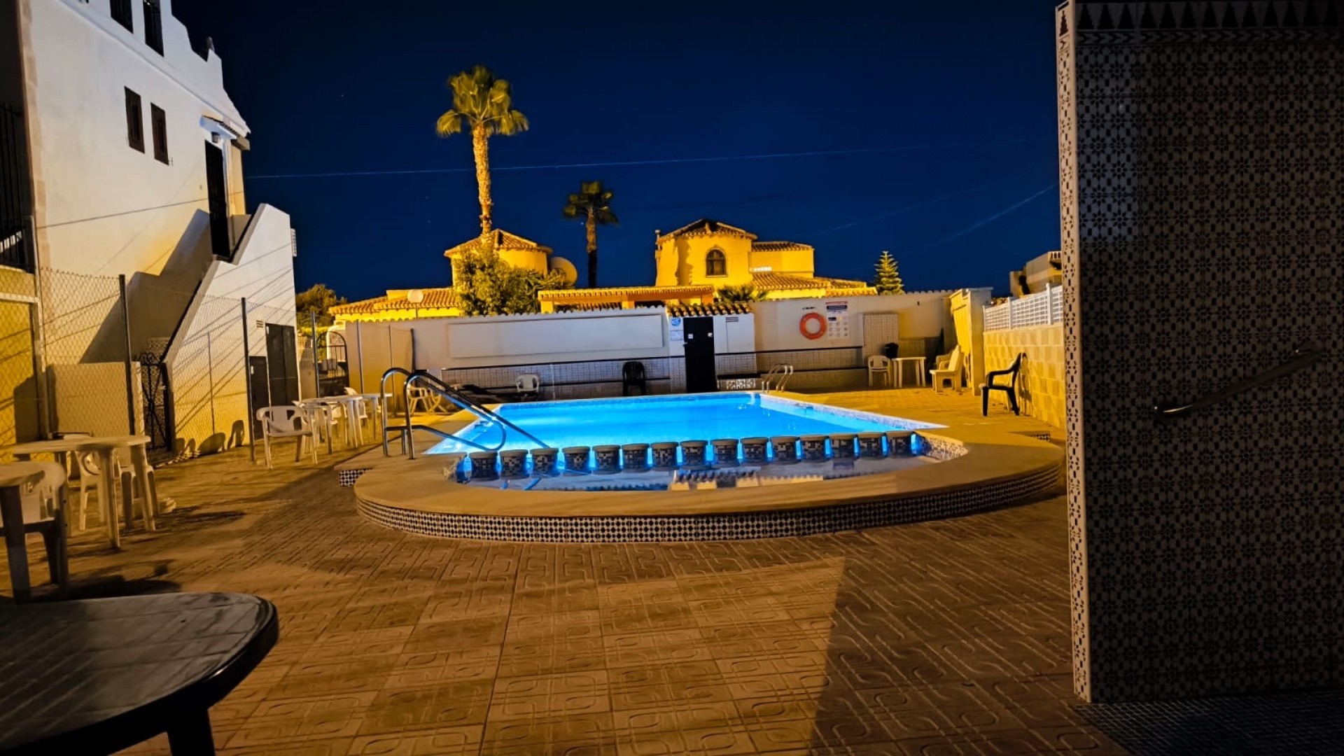 Herverkoop - Stadswoning -
El Chaparral