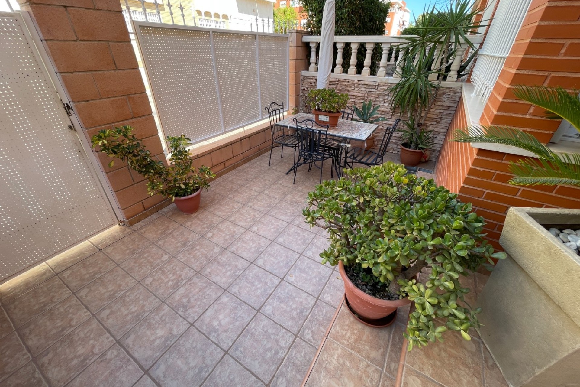 Herverkoop - Stadswoning -
Elche - Center