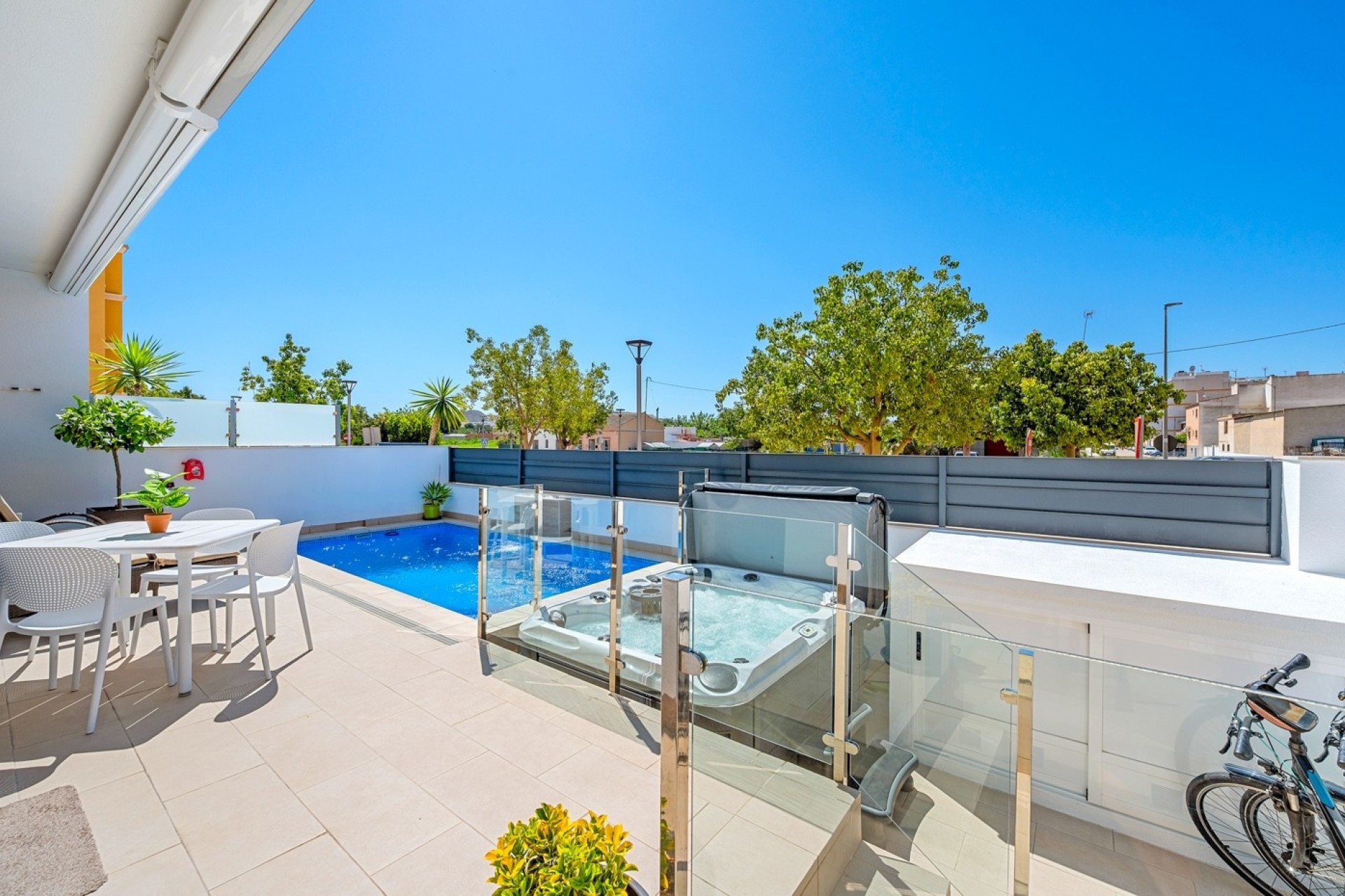 Herverkoop - Stadswoning -
Formentera del Segura - Costa Blanca