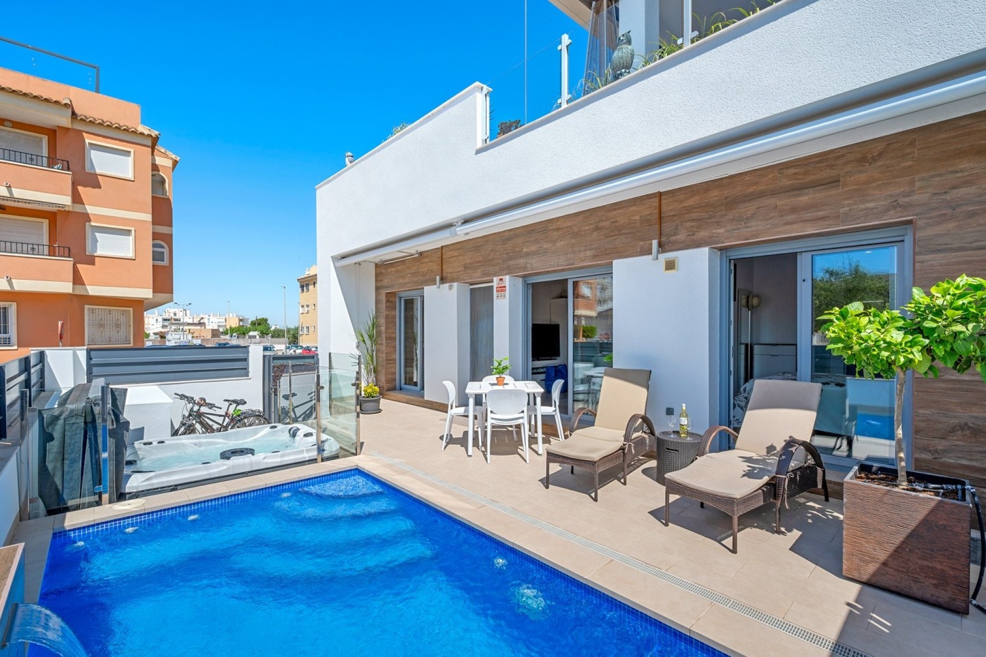 Herverkoop - Stadswoning -
Formentera del Segura - Costa Blanca