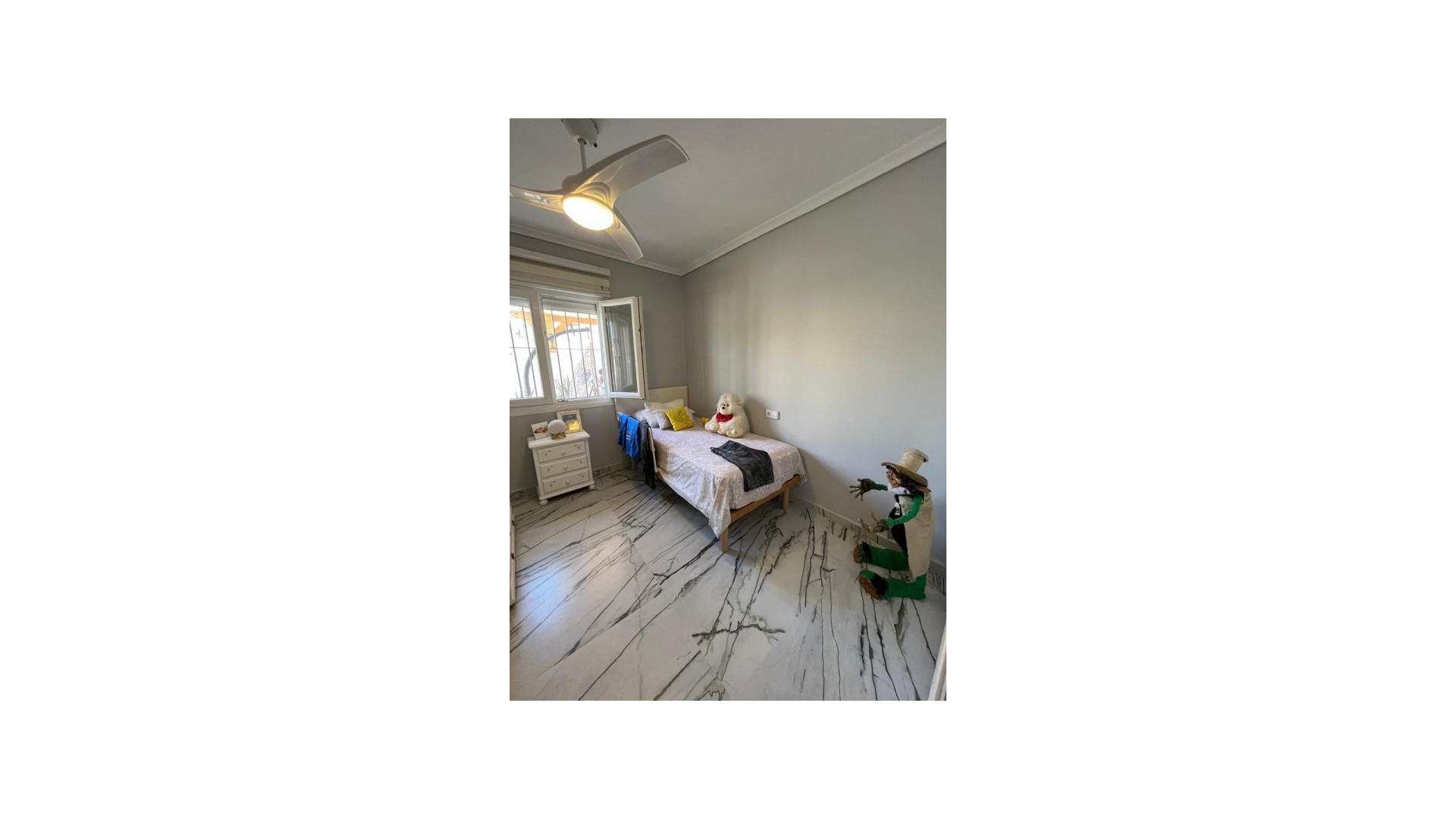 Herverkoop - Stadswoning -
Gran Alacant