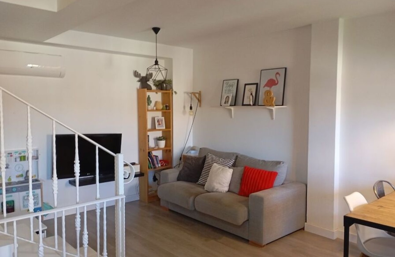 Herverkoop - Stadswoning -
Guardamar del Segura - Costa Blanca
