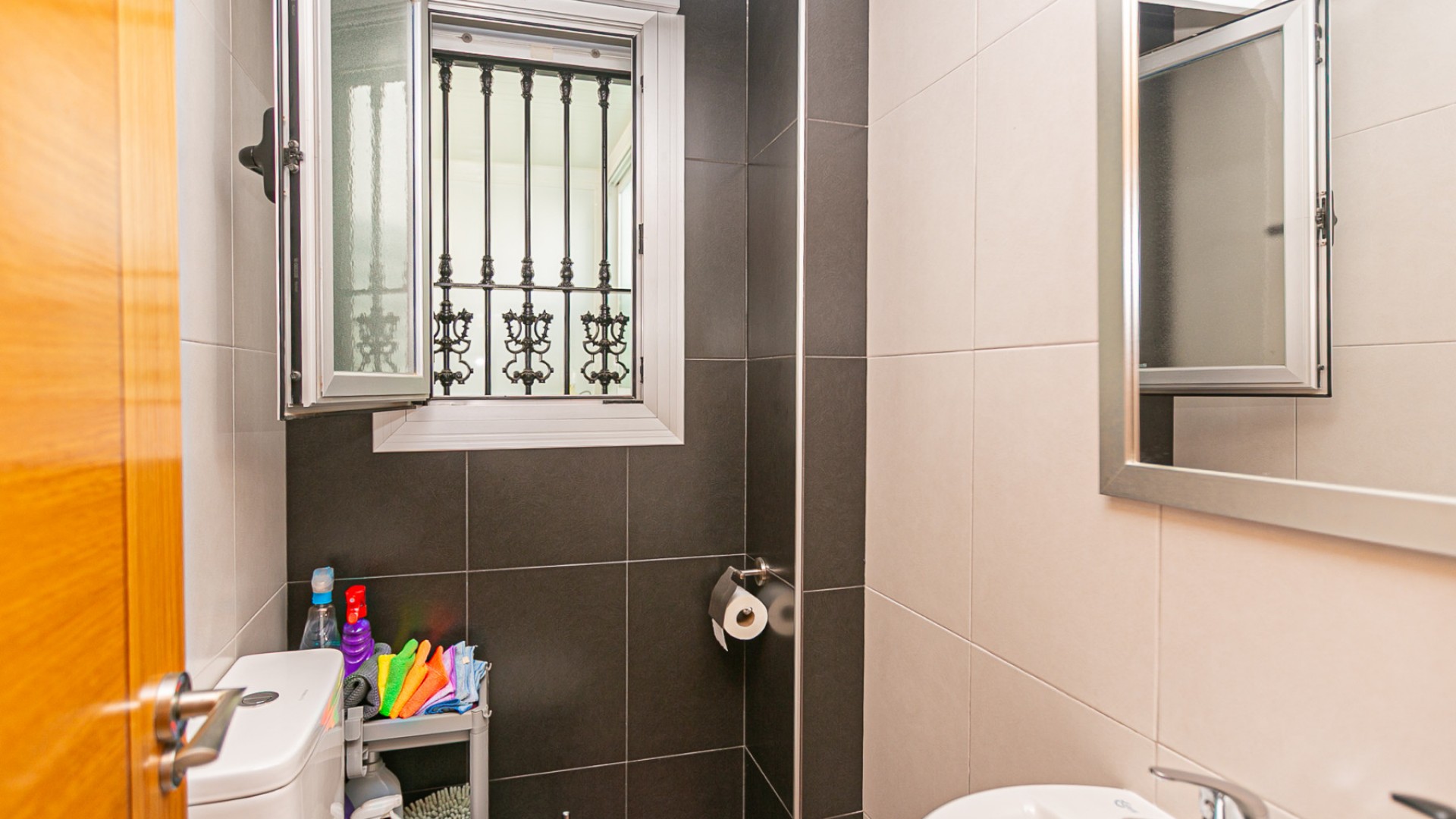 Herverkoop - Stadswoning -
Guardamar del Segura