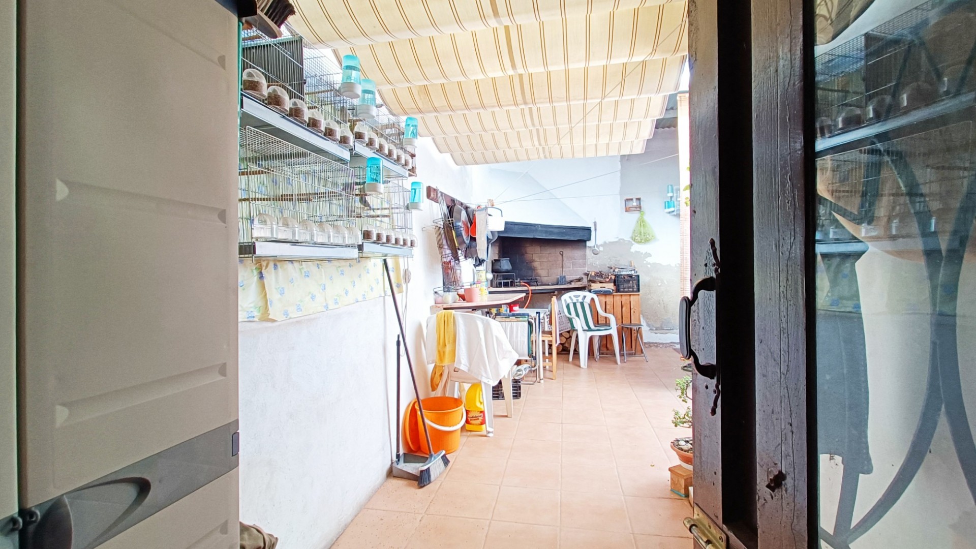 Herverkoop - Stadswoning -
Hondón de los Fráiles