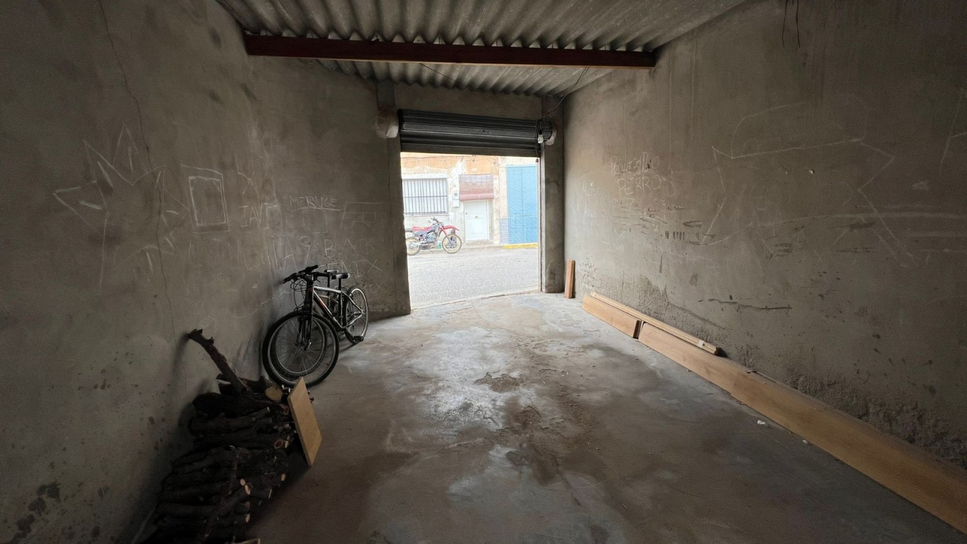 Herverkoop - Stadswoning -
Hondón de los Fráiles