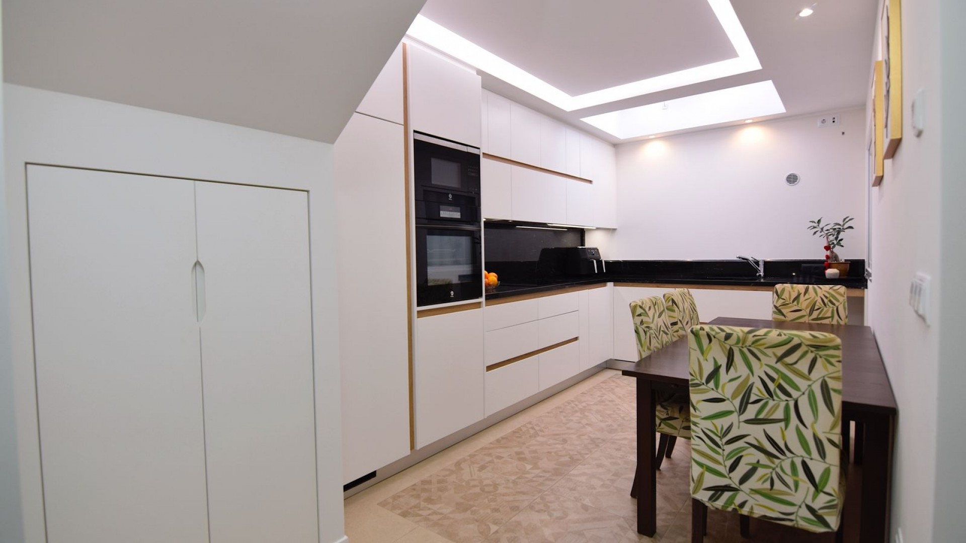 Herverkoop - Stadswoning -
La Florida