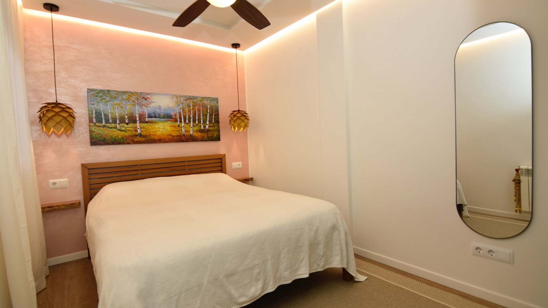 Herverkoop - Stadswoning -
La Florida