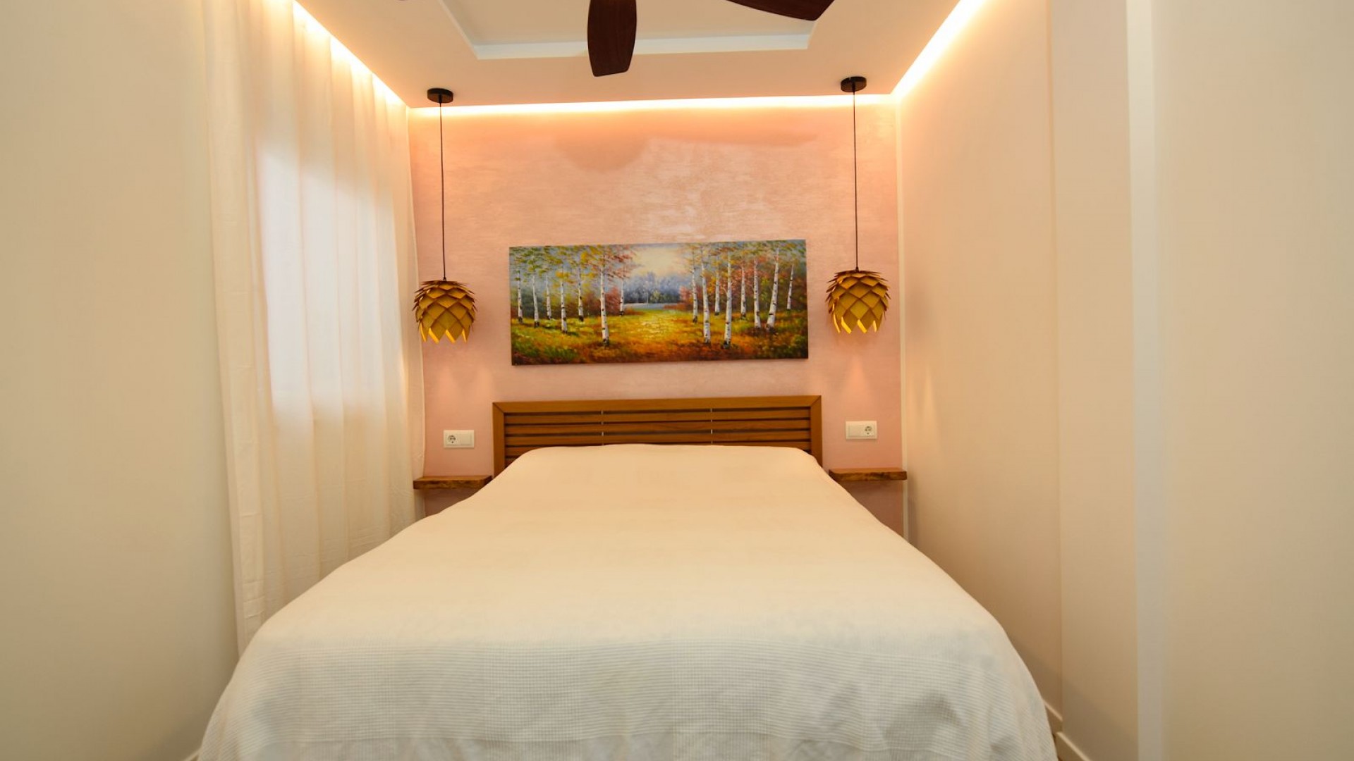 Herverkoop - Stadswoning -
La Florida