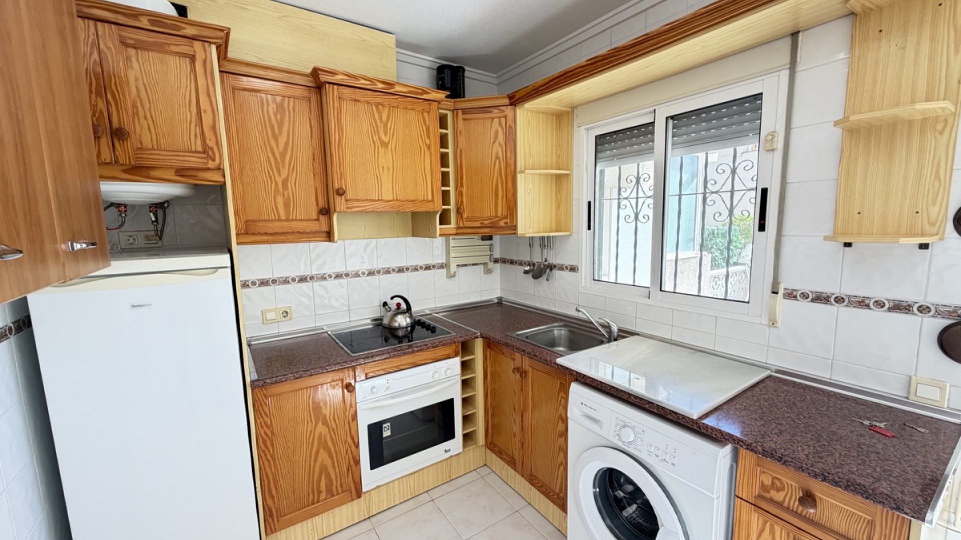 Herverkoop - Stadswoning -
La Florida