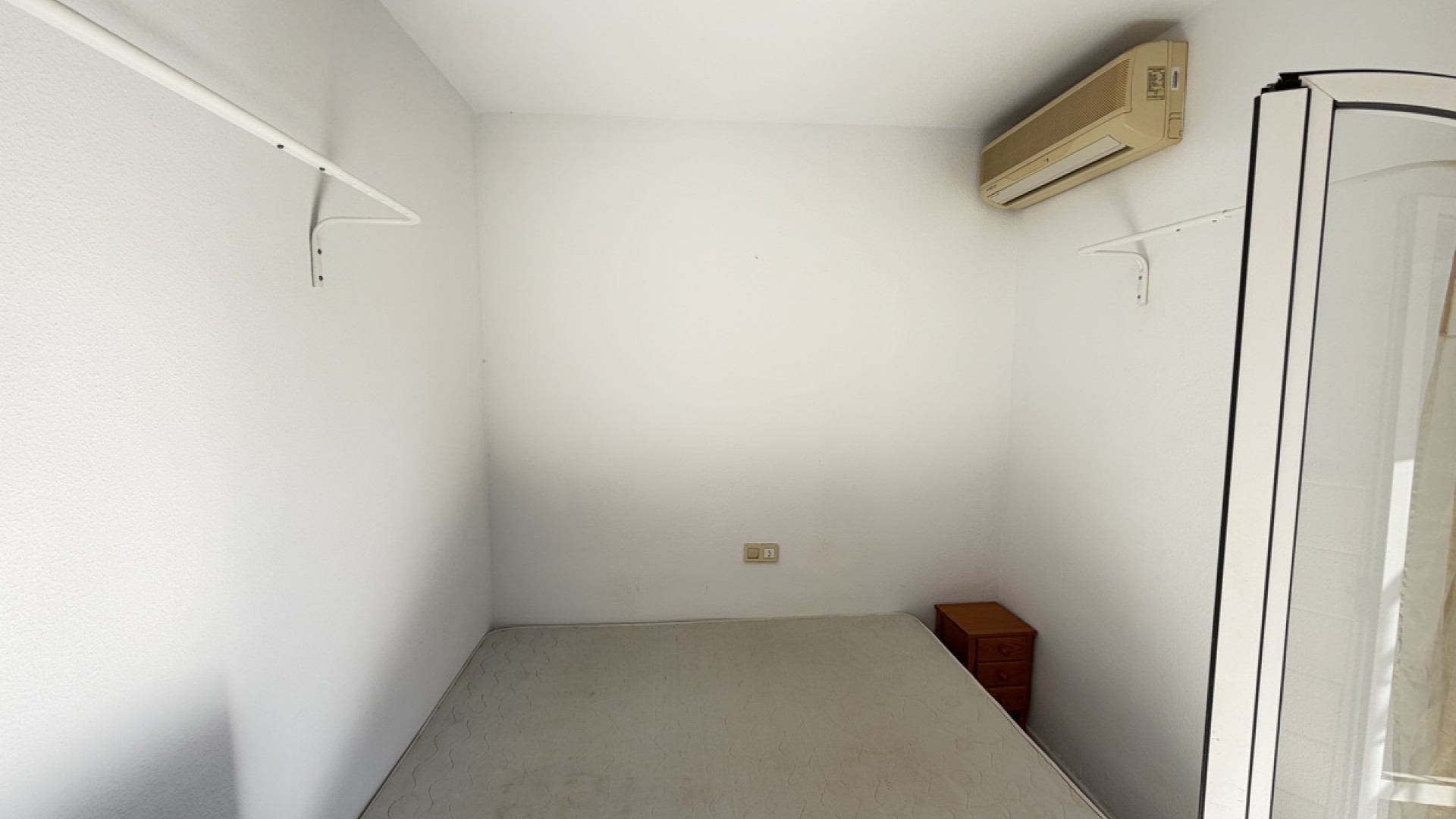 Herverkoop - Stadswoning -
La Florida