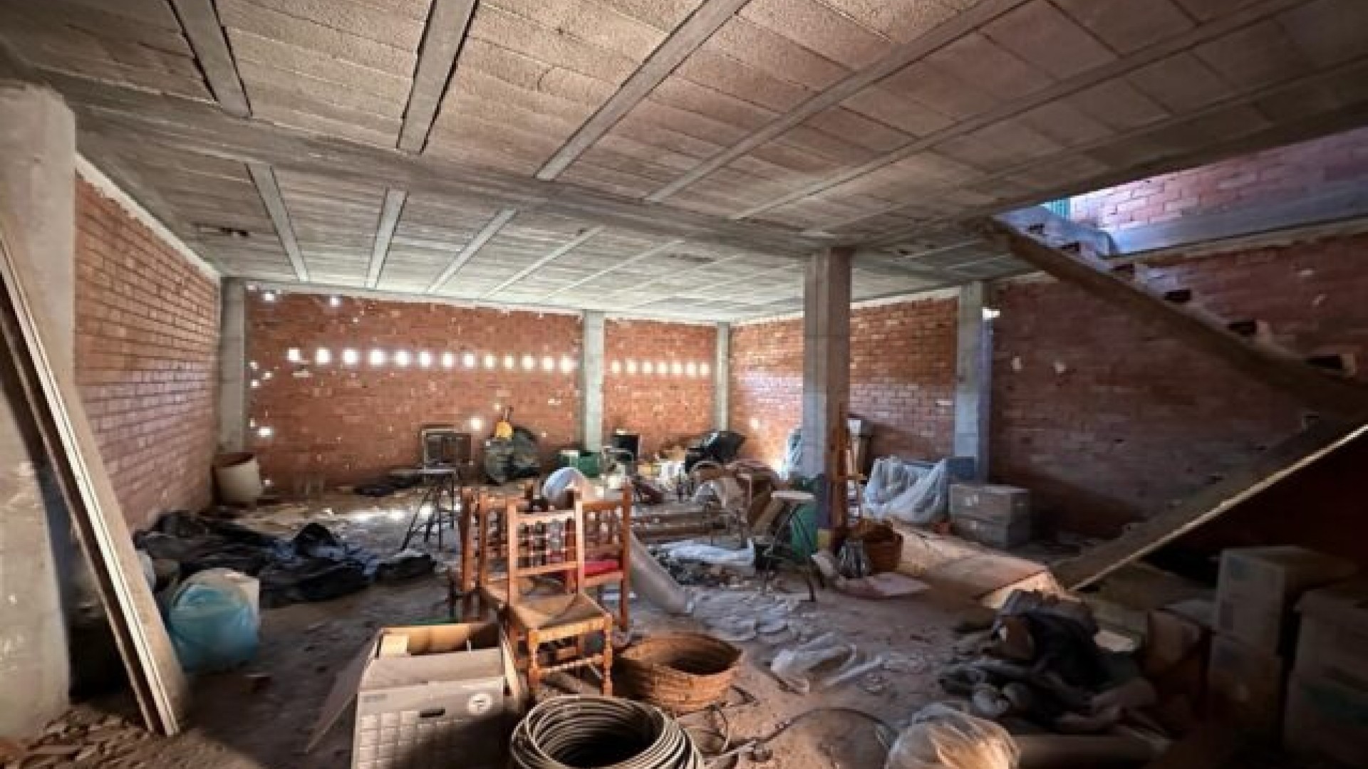 Herverkoop - Stadswoning -
La Romana