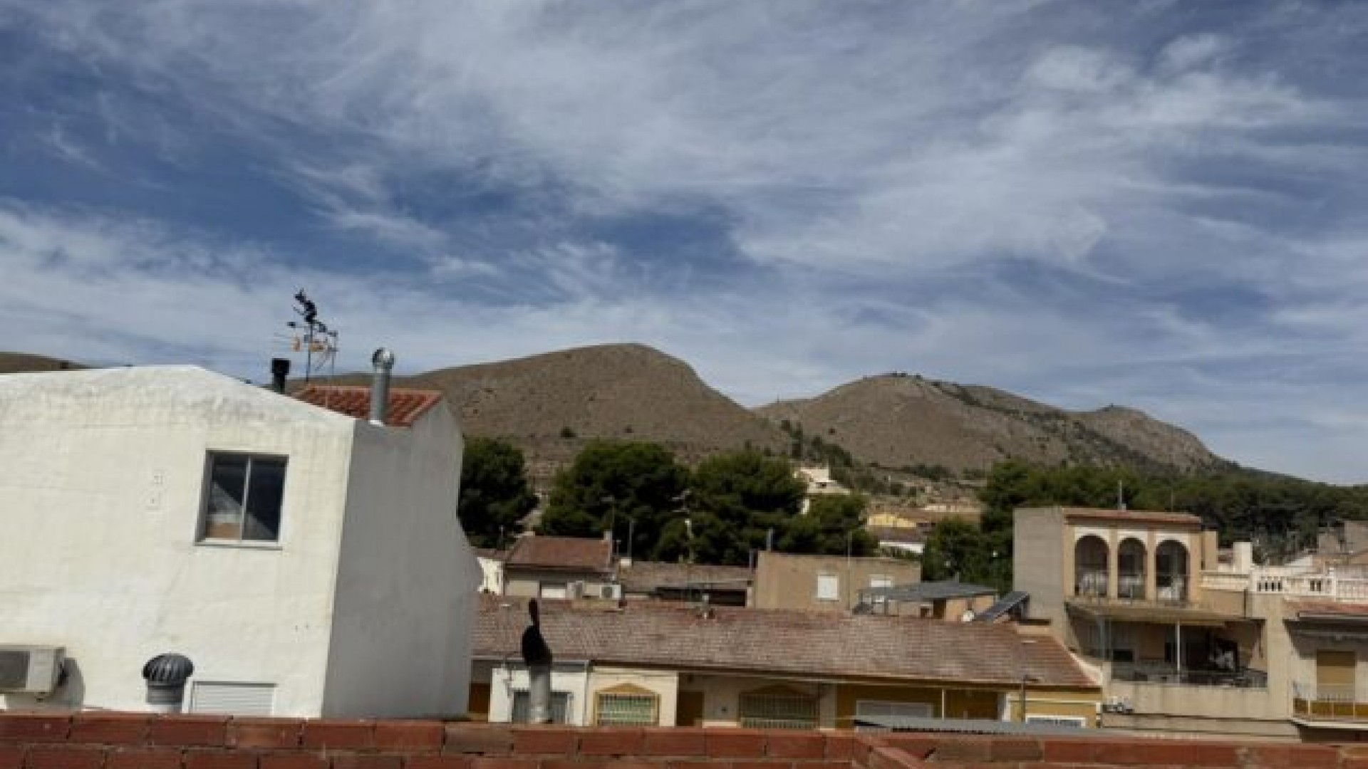 Herverkoop - Stadswoning -
La Romana