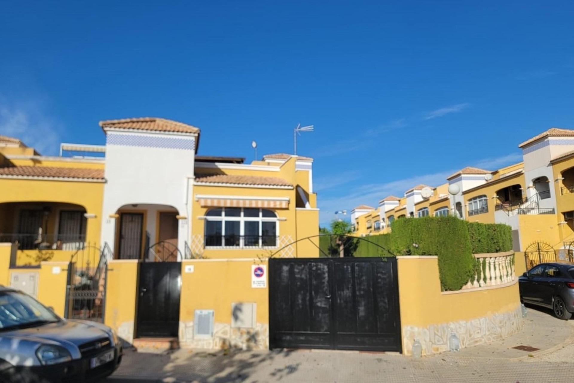 Herverkoop - Stadswoning -
Los Montesinos - Los Montesinos - Urb. La Herrada