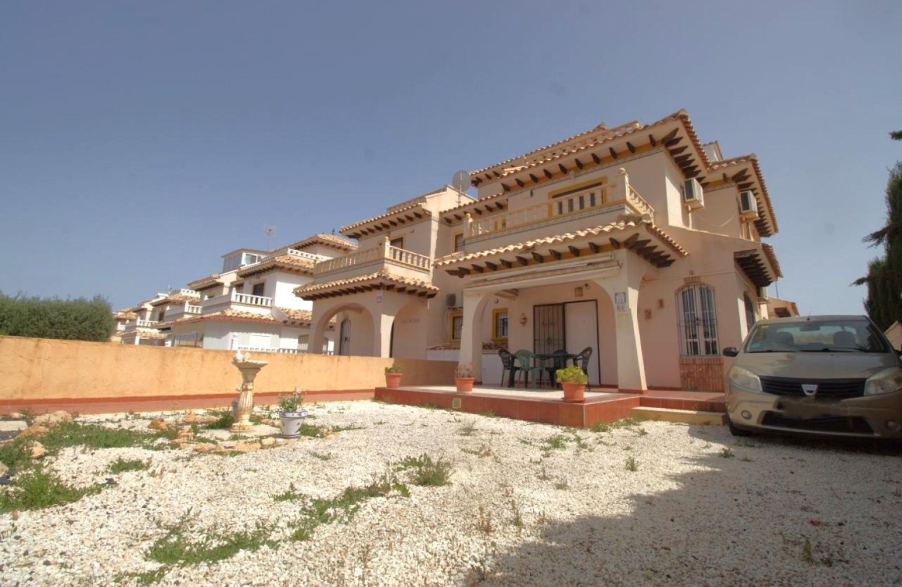 Herverkoop - Stadswoning -
Orihuela Costa - Costa Blanca