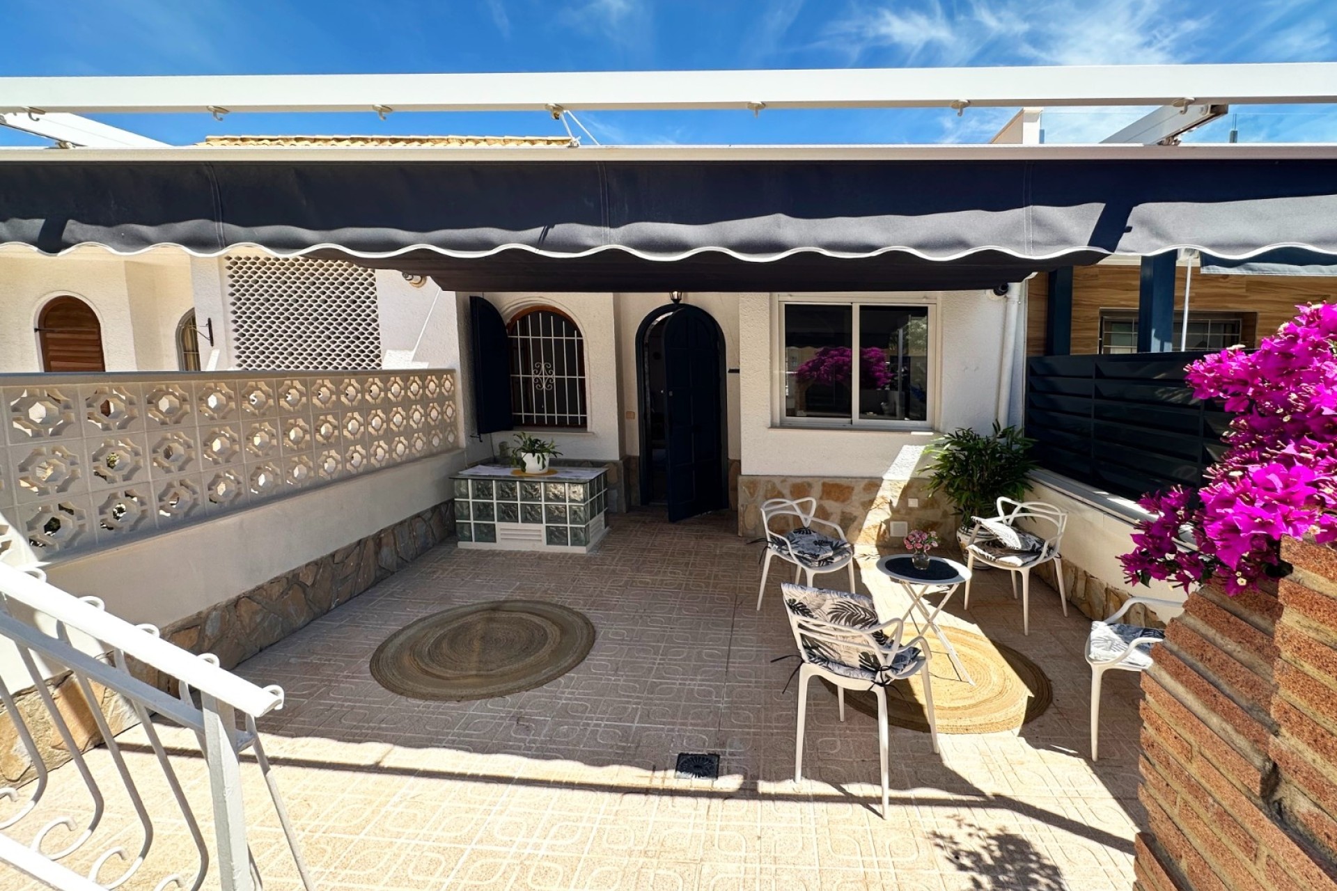 Herverkoop - Stadswoning -
Orihuela Costa - Costa Blanca