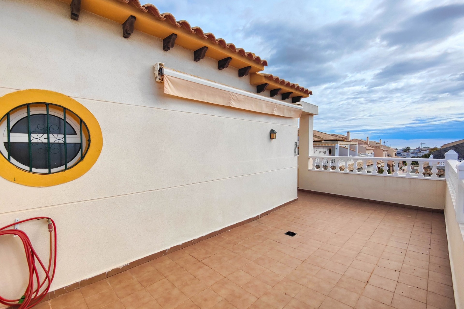 Herverkoop - Stadswoning -
Orihuela Costa - La Florida