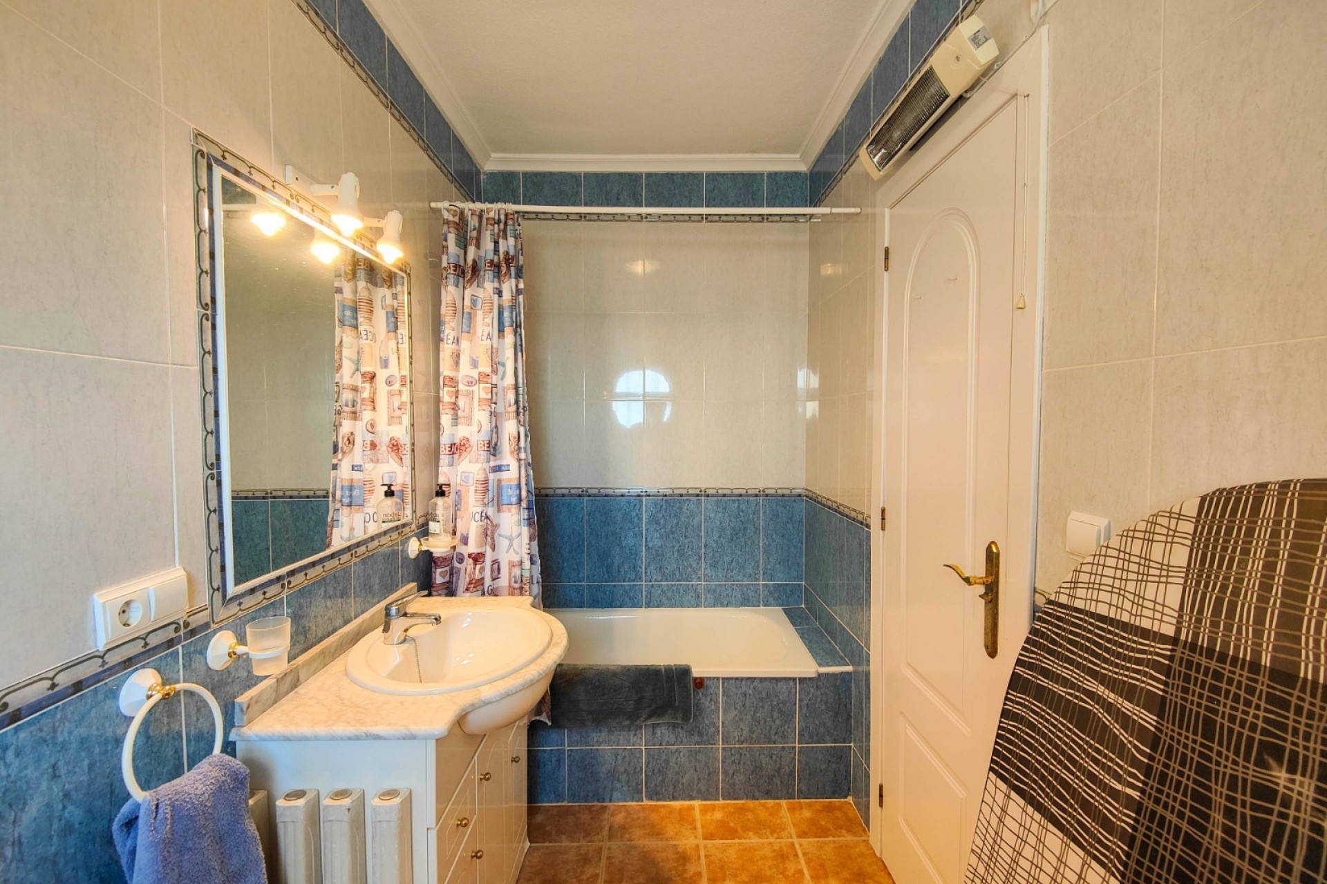 Herverkoop - Stadswoning -
Orihuela Costa - La Florida