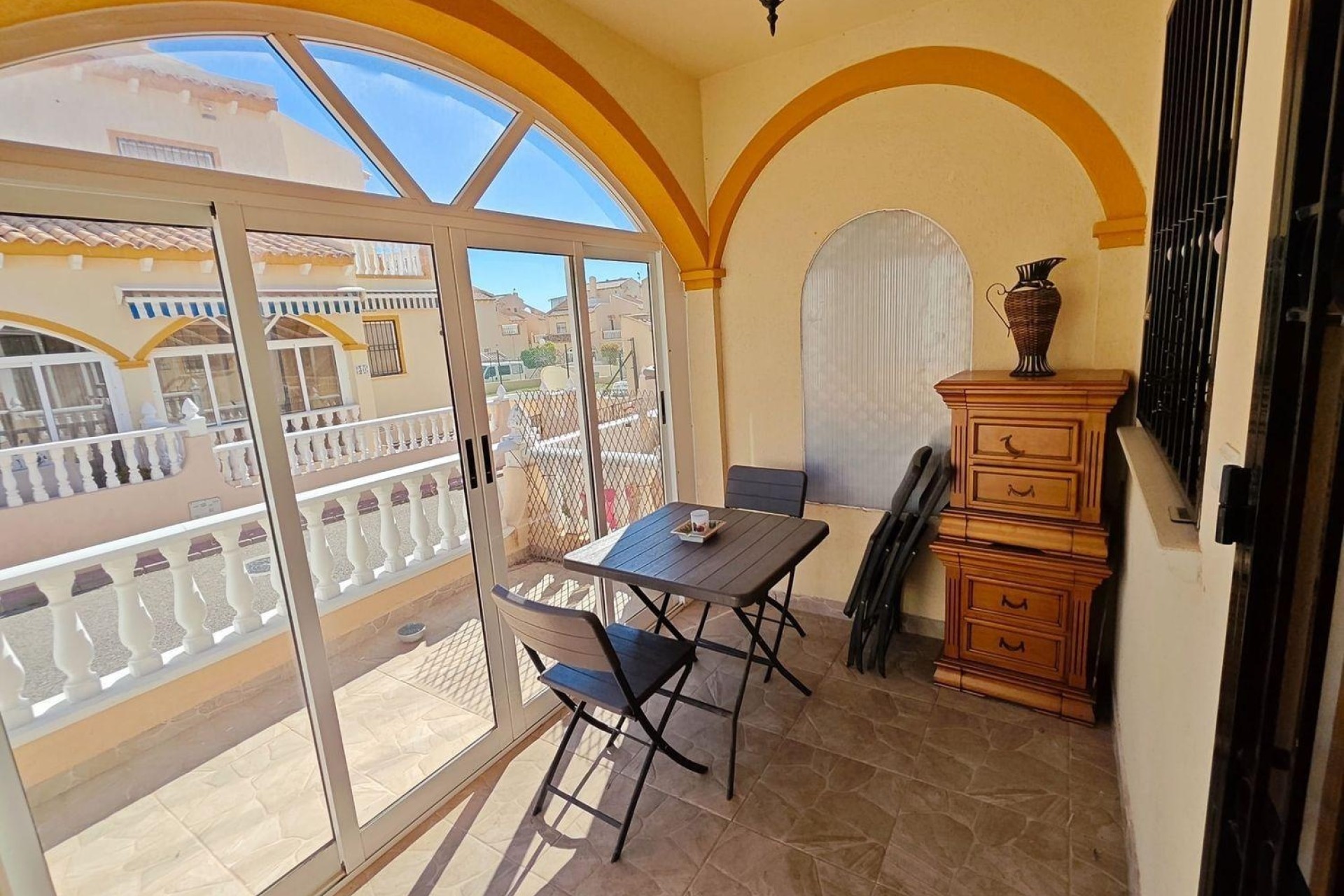 Herverkoop - Stadswoning -
Orihuela Costa - La Florida