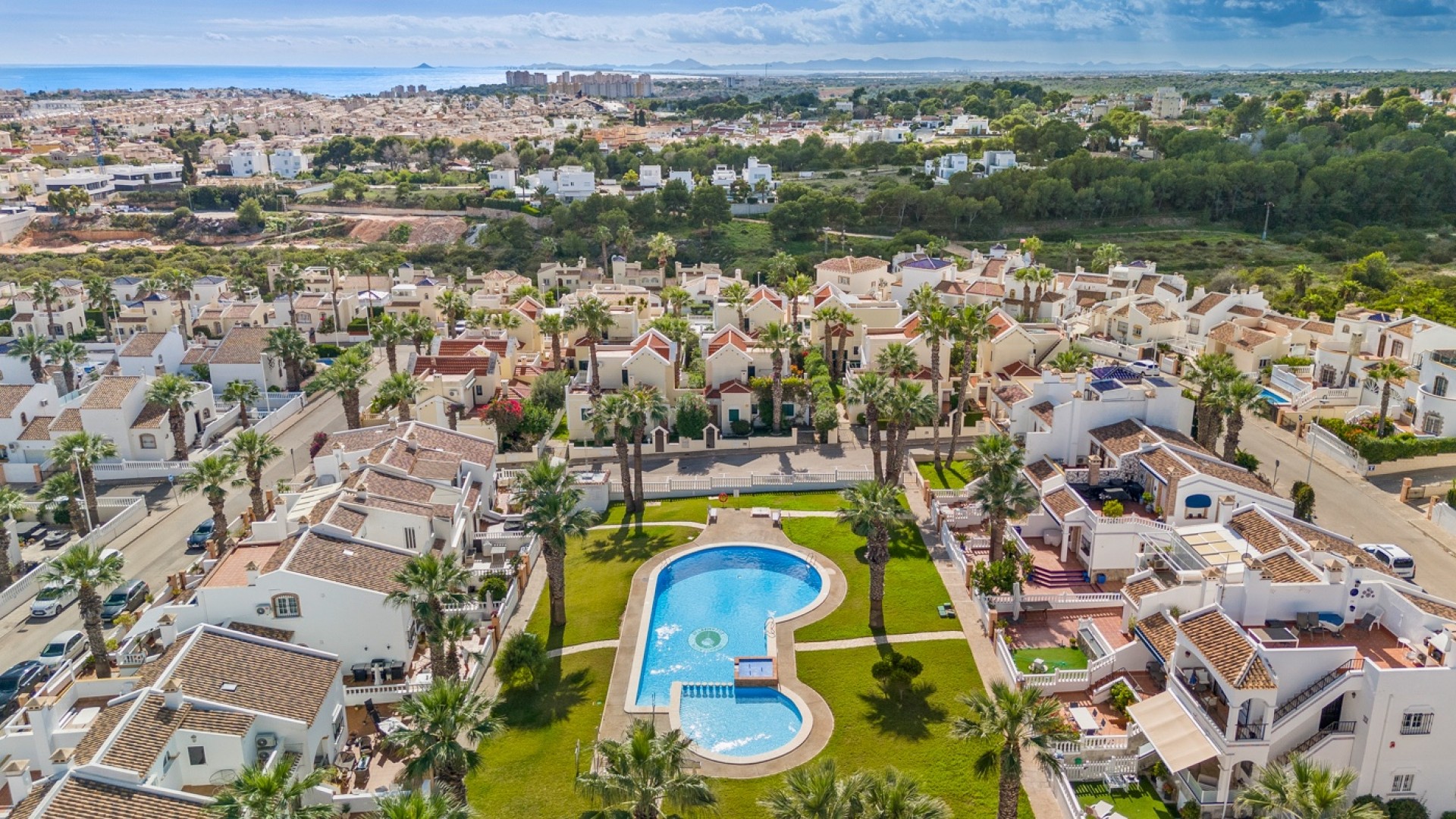 Herverkoop - Stadswoning -
Orihuela Costa - Los Dolses