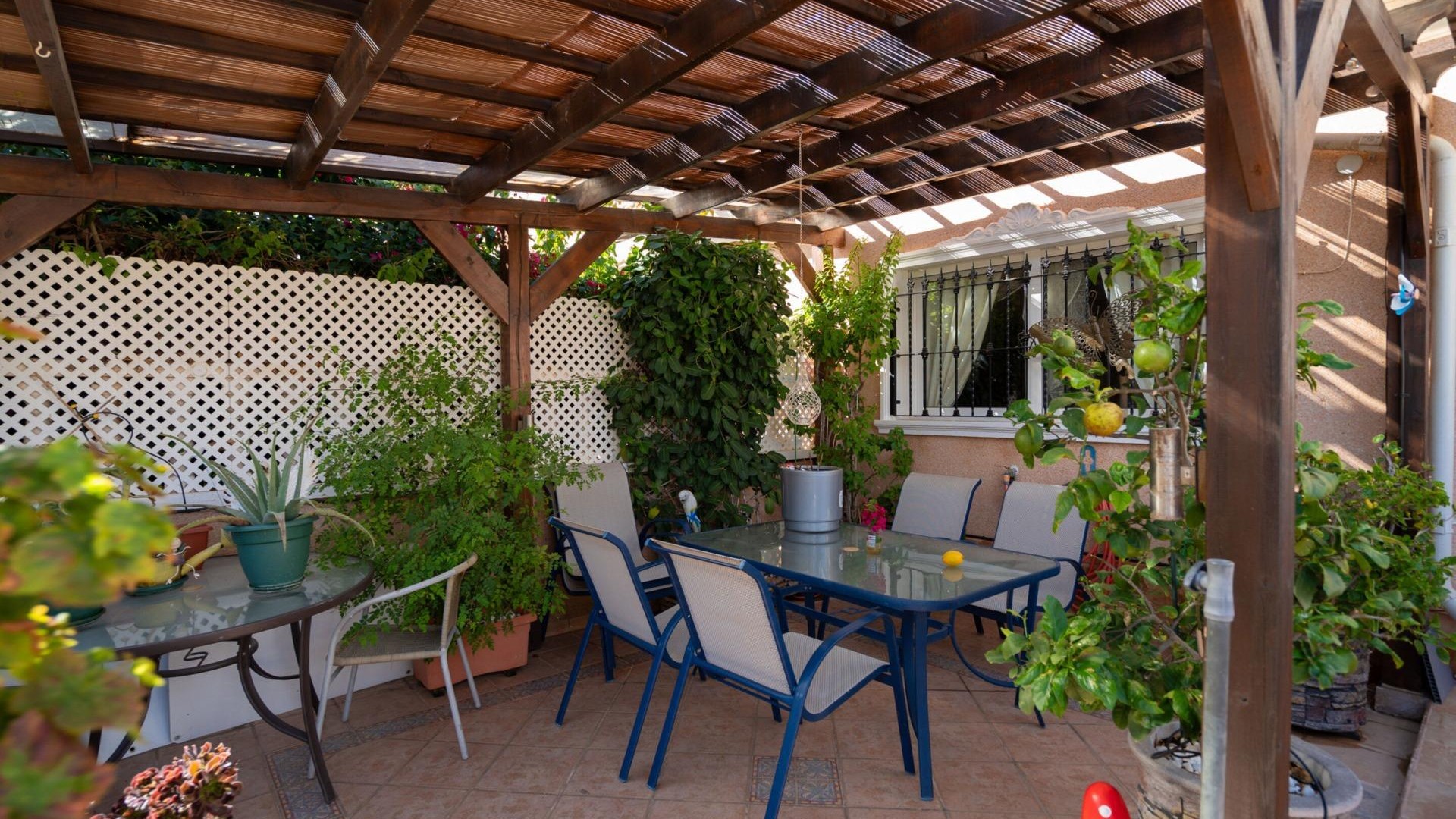 Herverkoop - Stadswoning -
Orihuela Costa - Los Dolses