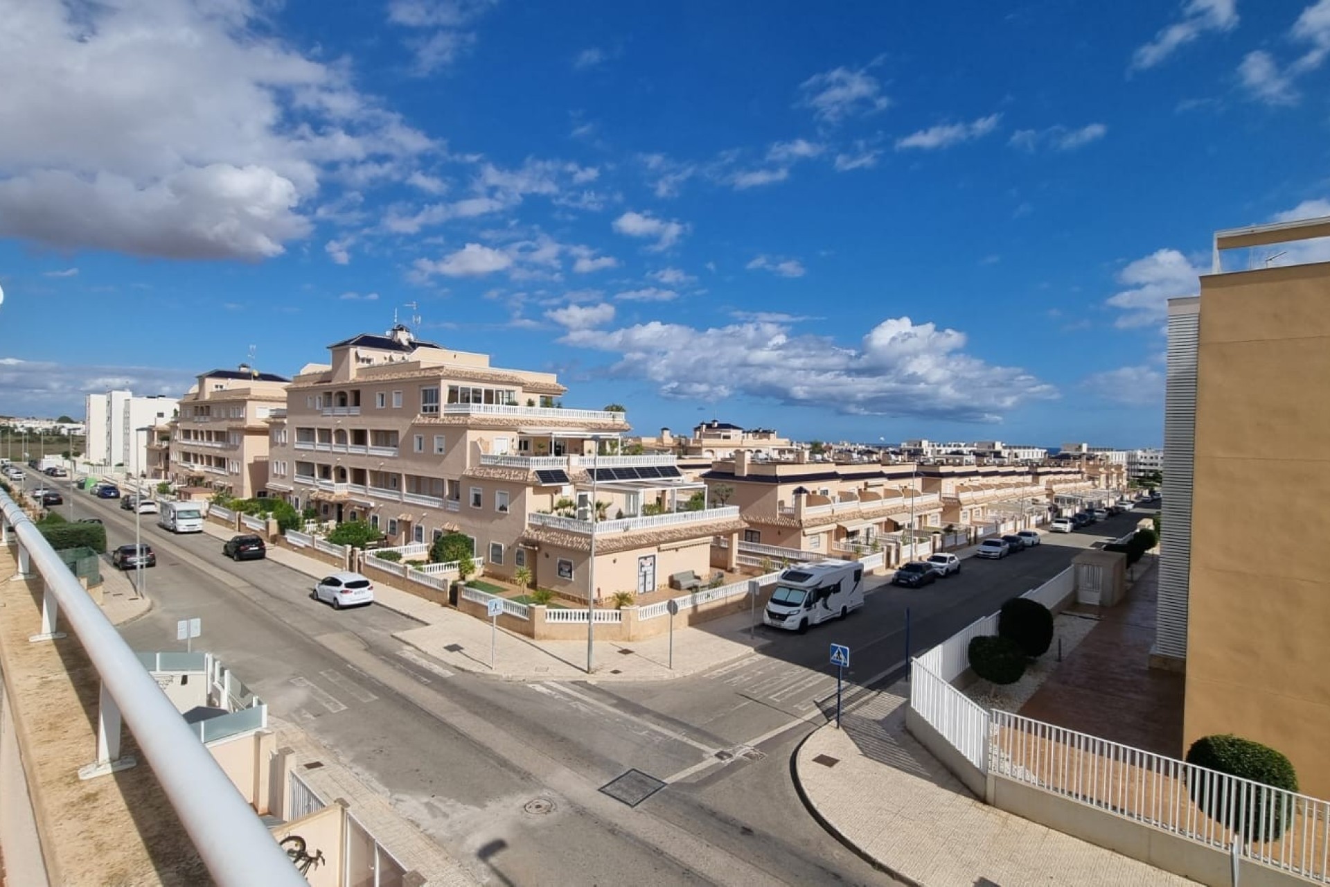 Herverkoop - Stadswoning -
Orihuela Costa - Los Dolses