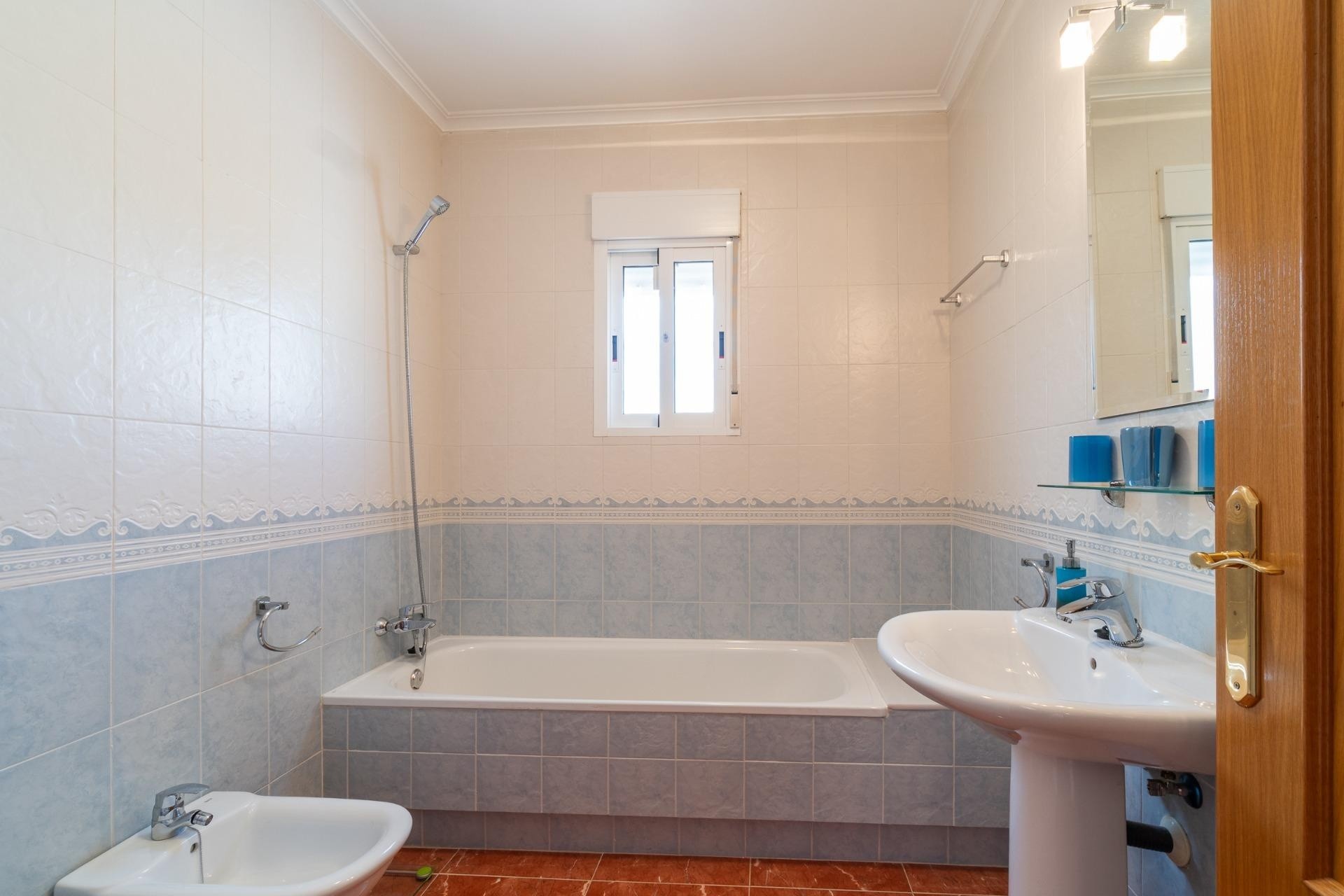 Herverkoop - Stadswoning -
Orihuela Costa - Villamartin