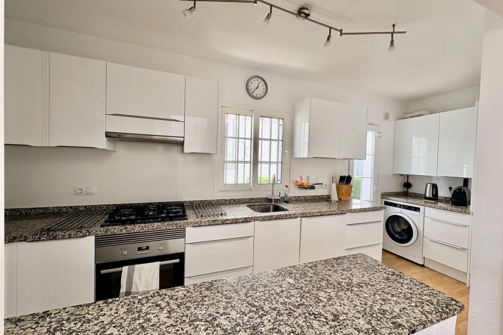 Herverkoop - Stadswoning -
Orihuela - Villamartin