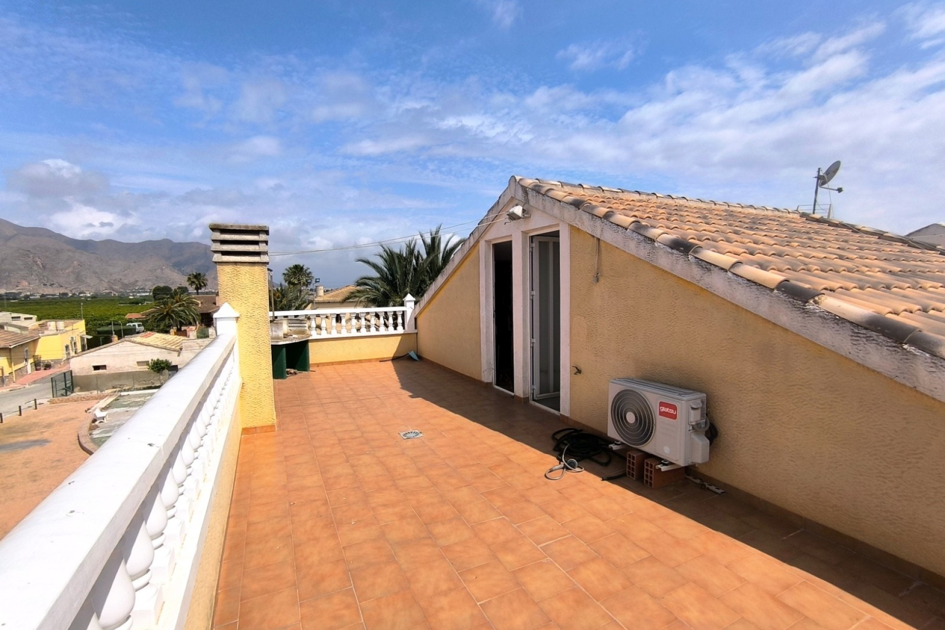 Herverkoop - Stadswoning -
Orihuela