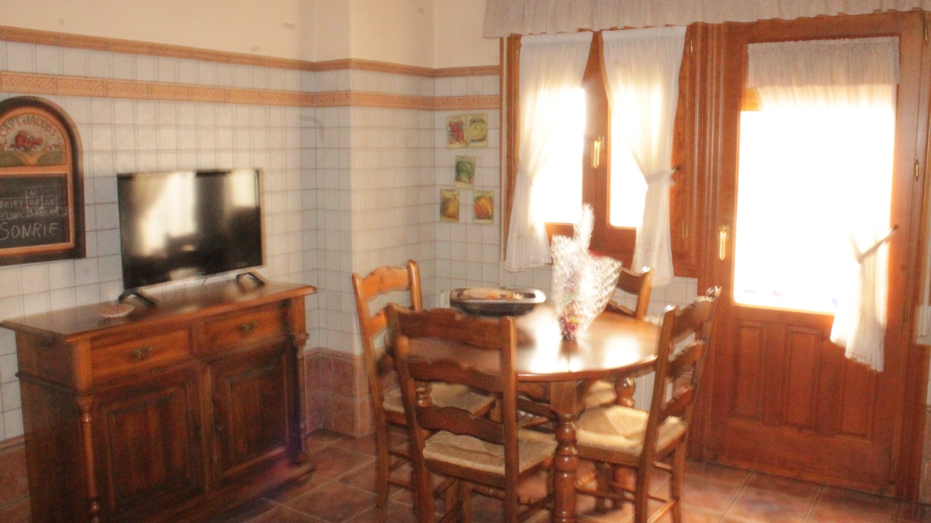 Herverkoop - Stadswoning -
Pinoso - Pinoso Alicante