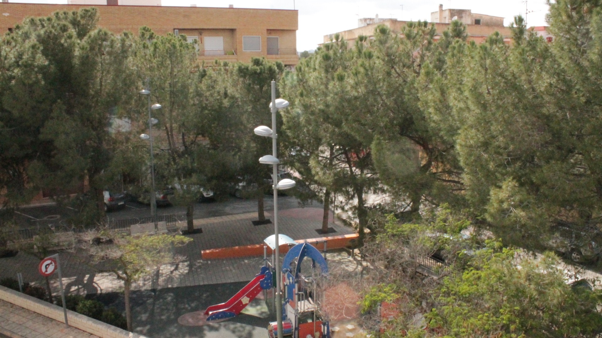 Herverkoop - Stadswoning -
Pinoso - Pinoso Alicante