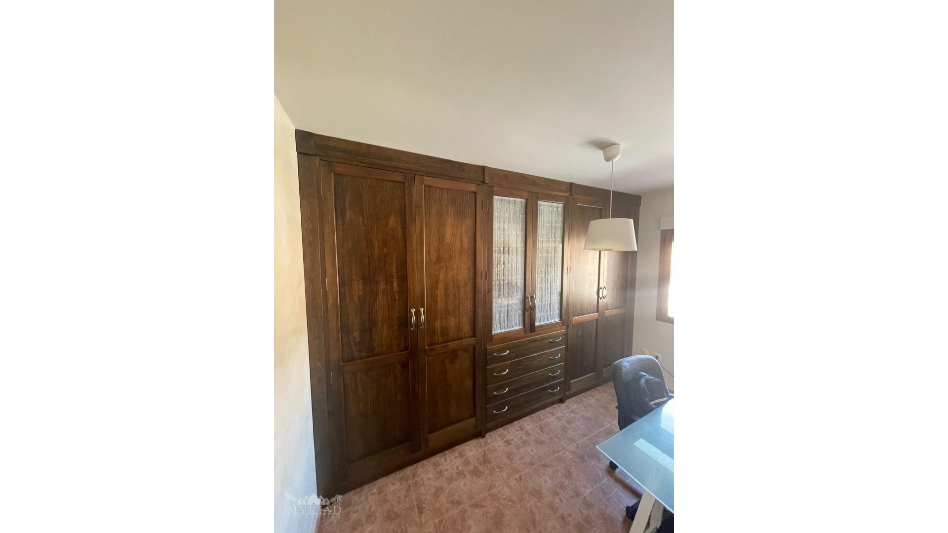 Herverkoop - Stadswoning -
Pinoso - Pinoso Alicante