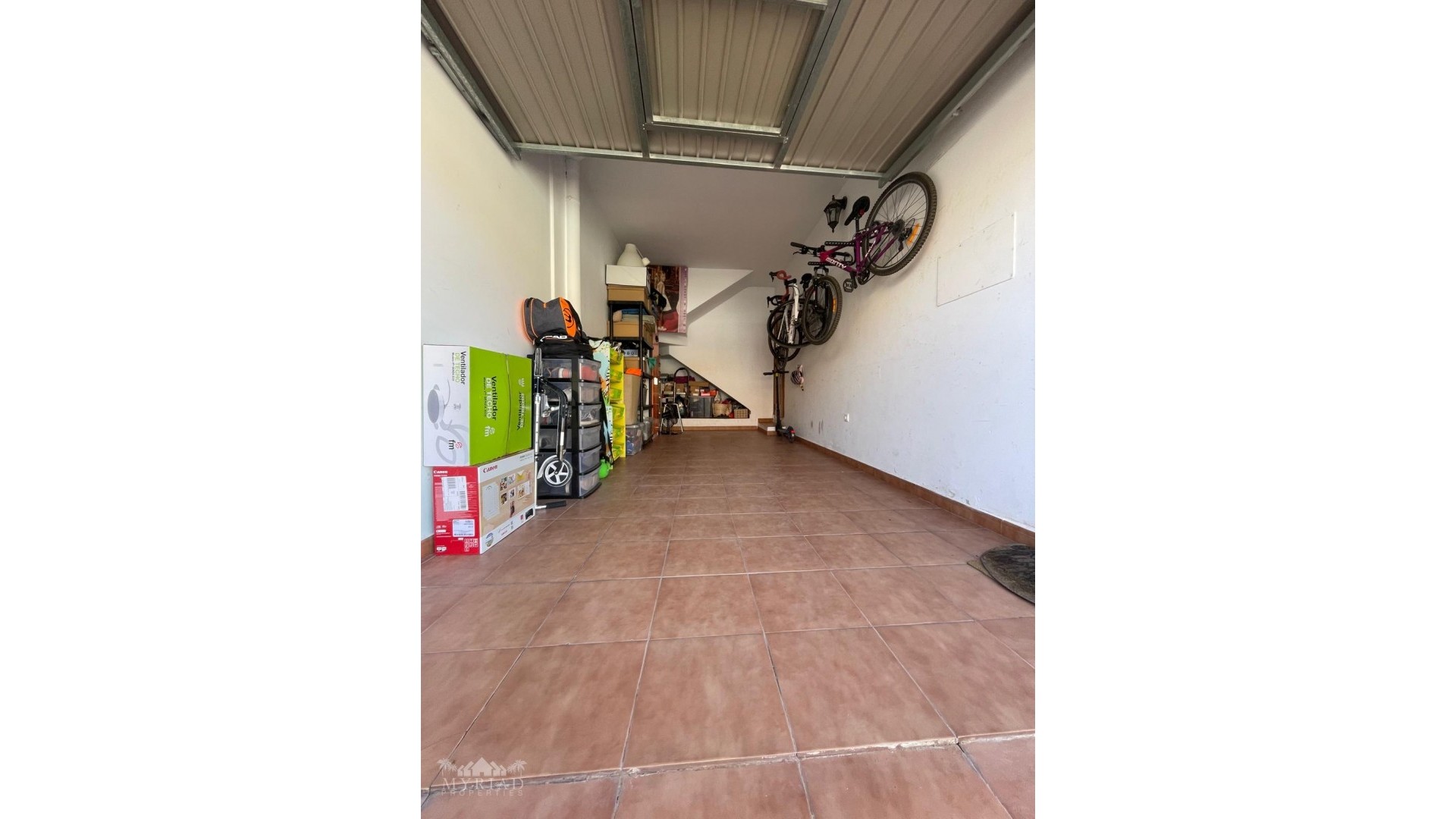 Herverkoop - Stadswoning -
Pinoso - Pinoso Alicante