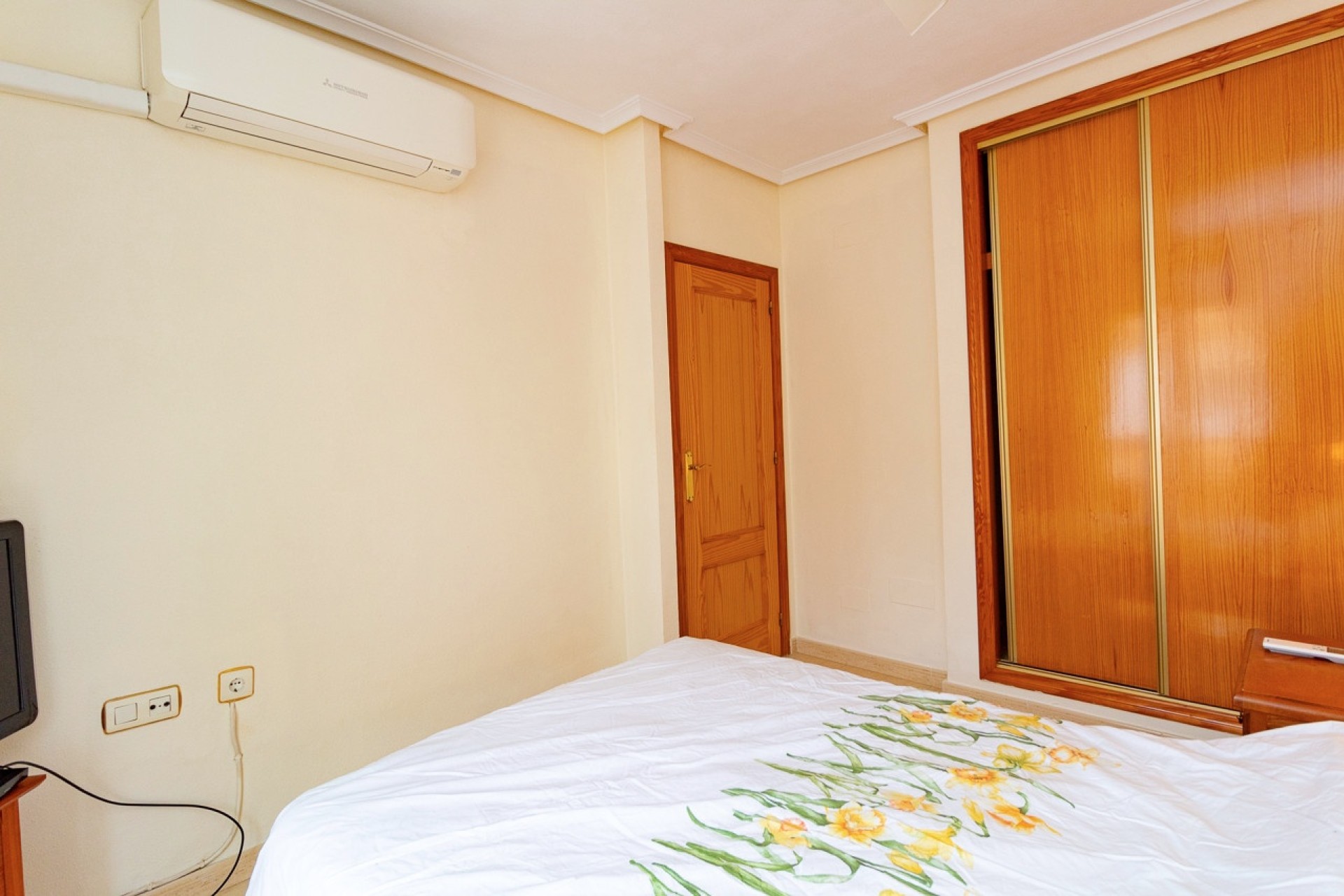 Herverkoop - Stadswoning -
Playa Flamenca