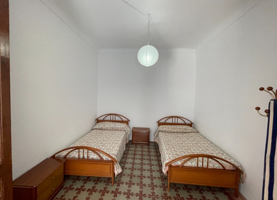 Herverkoop - Stadswoning -
Rojales