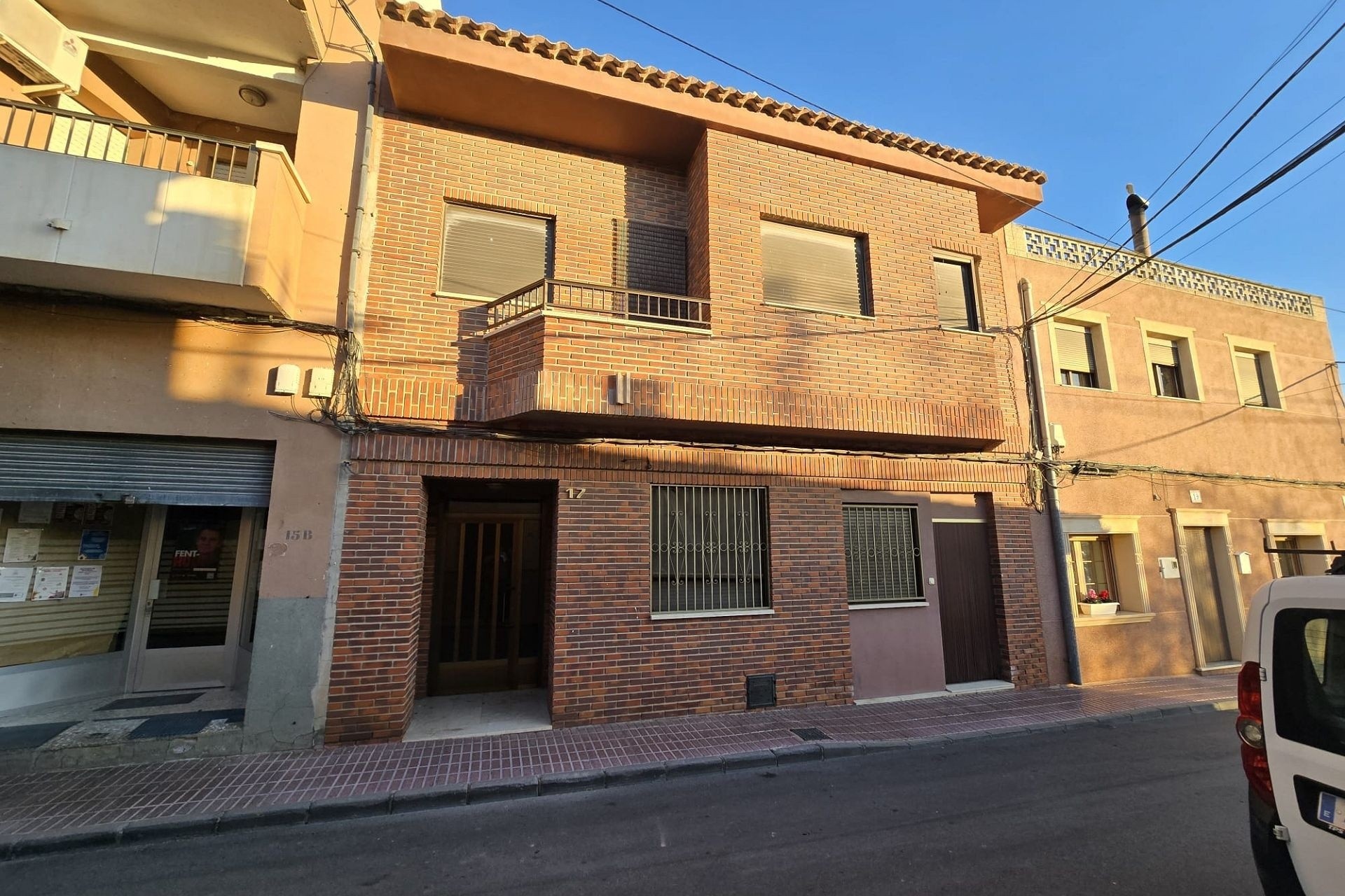 Herverkoop - Stadswoning -
Salinas