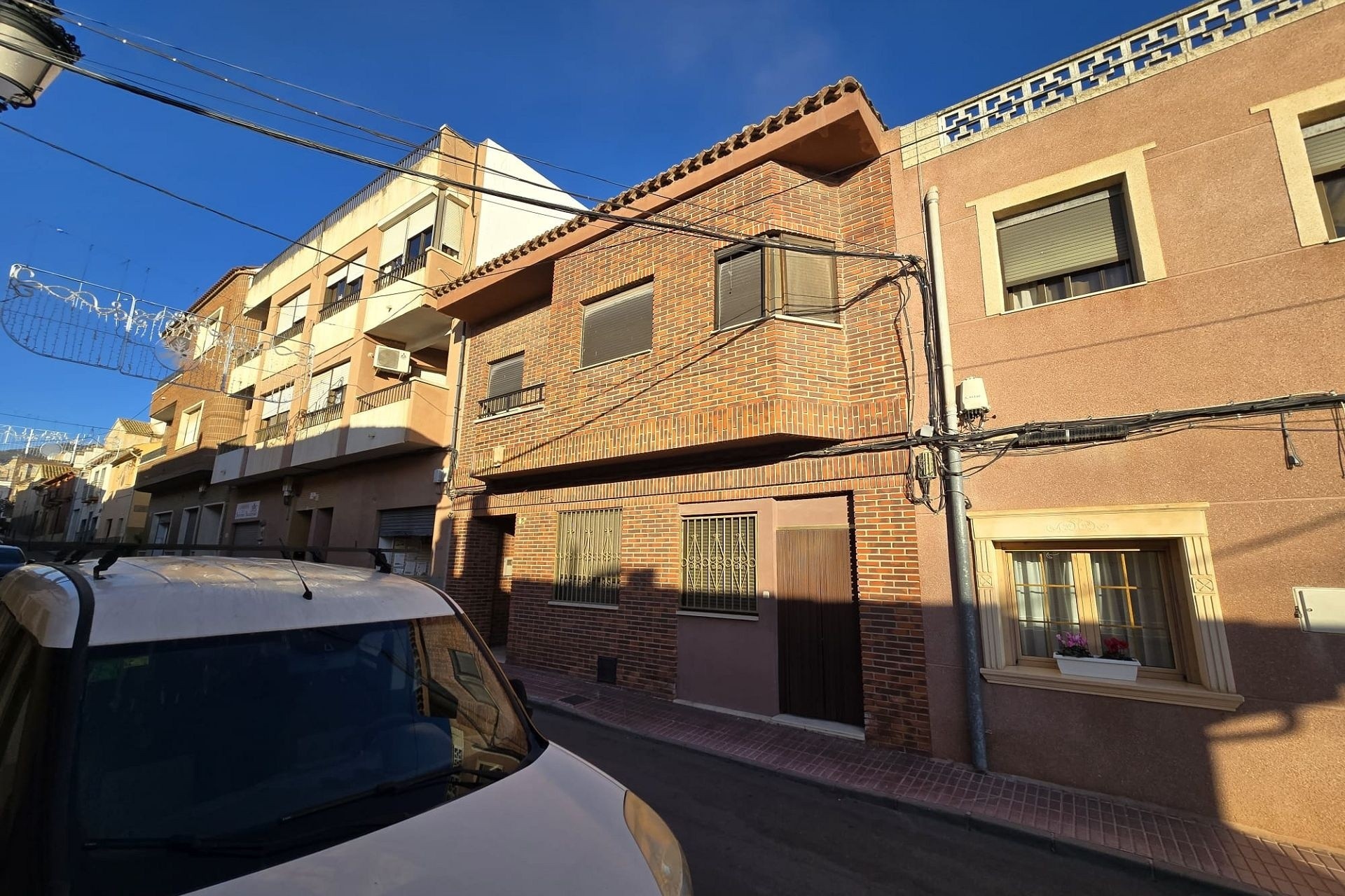 Herverkoop - Stadswoning -
Salinas