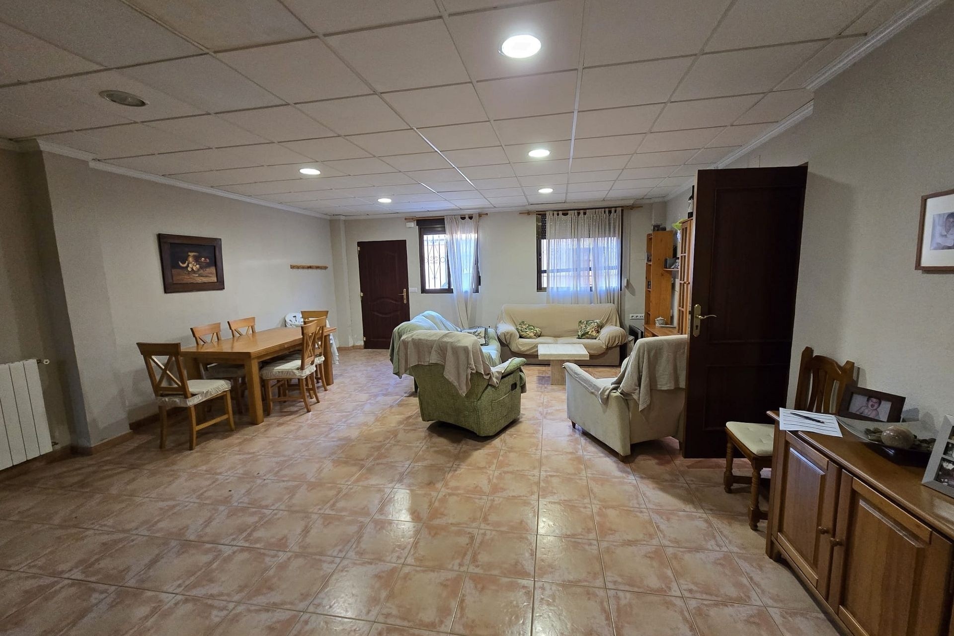 Herverkoop - Stadswoning -
Salinas