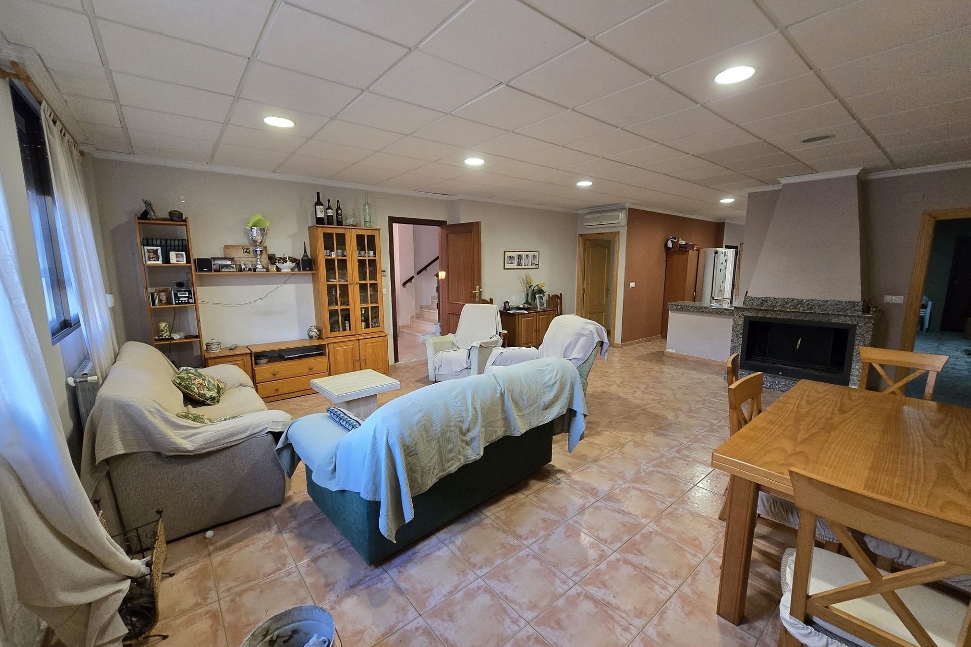 Herverkoop - Stadswoning -
Salinas