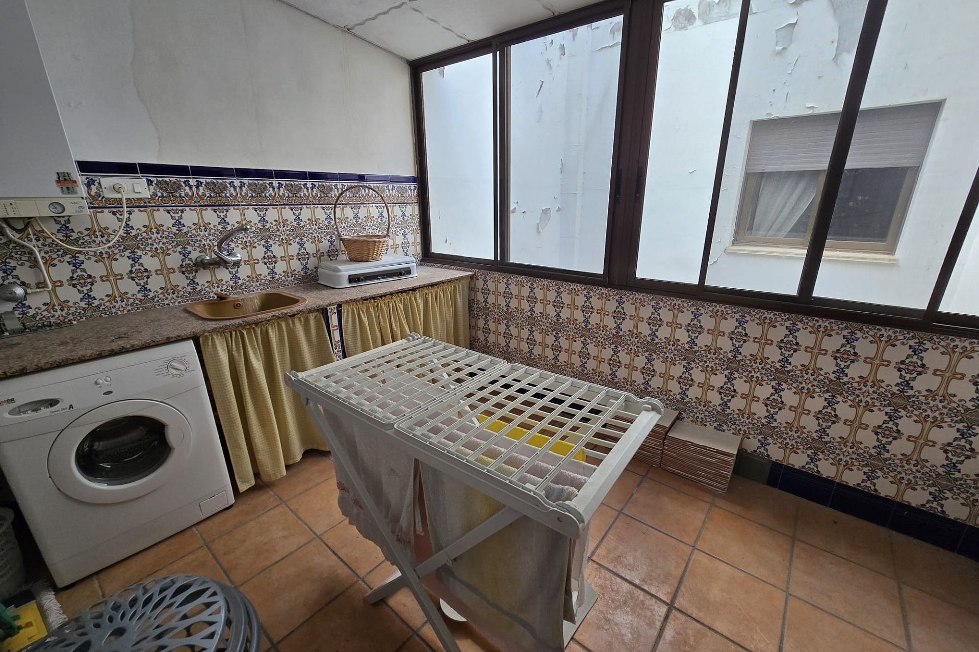 Herverkoop - Stadswoning -
Salinas