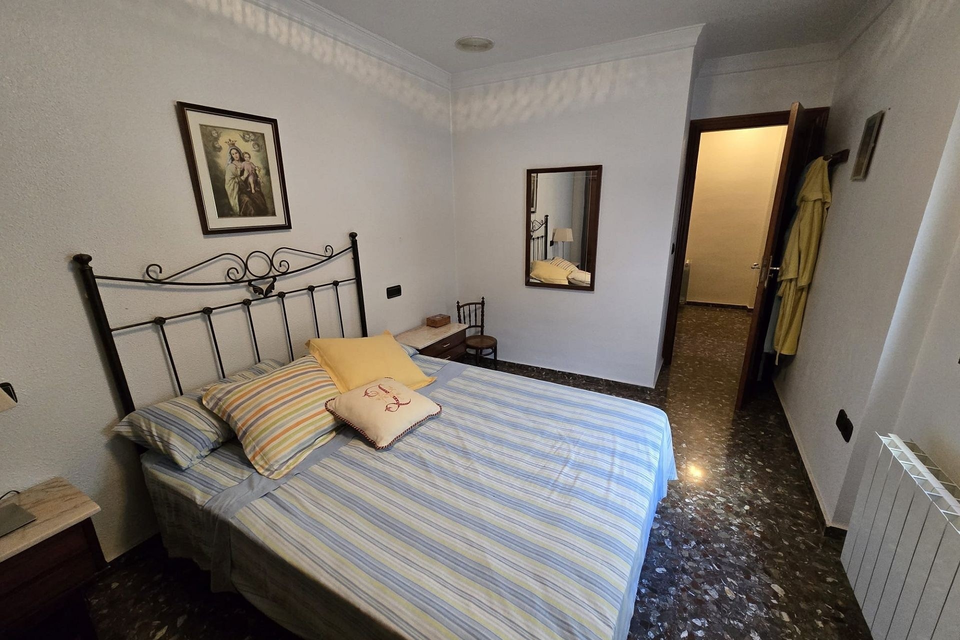 Herverkoop - Stadswoning -
Salinas